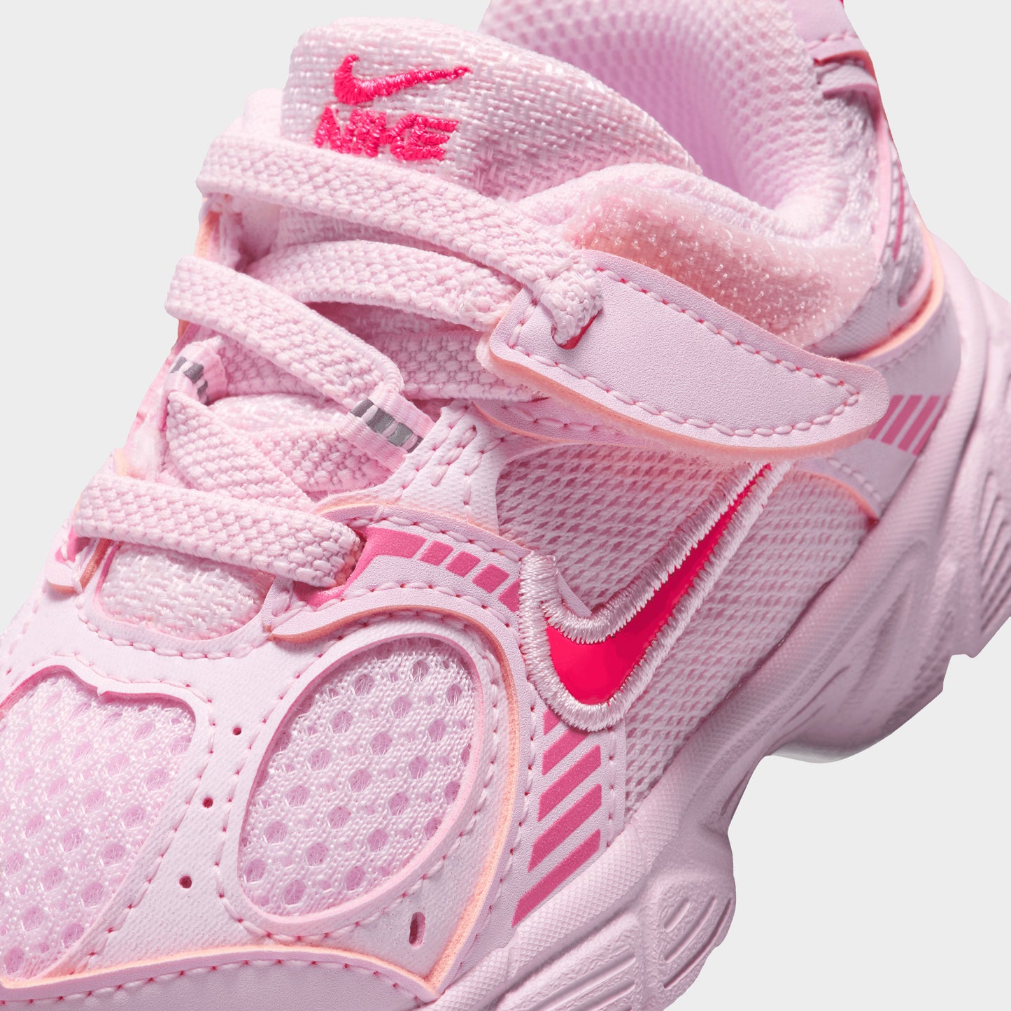 Nike V5 RNR TD Pink Foam / Hyper Pink - Pinksicle