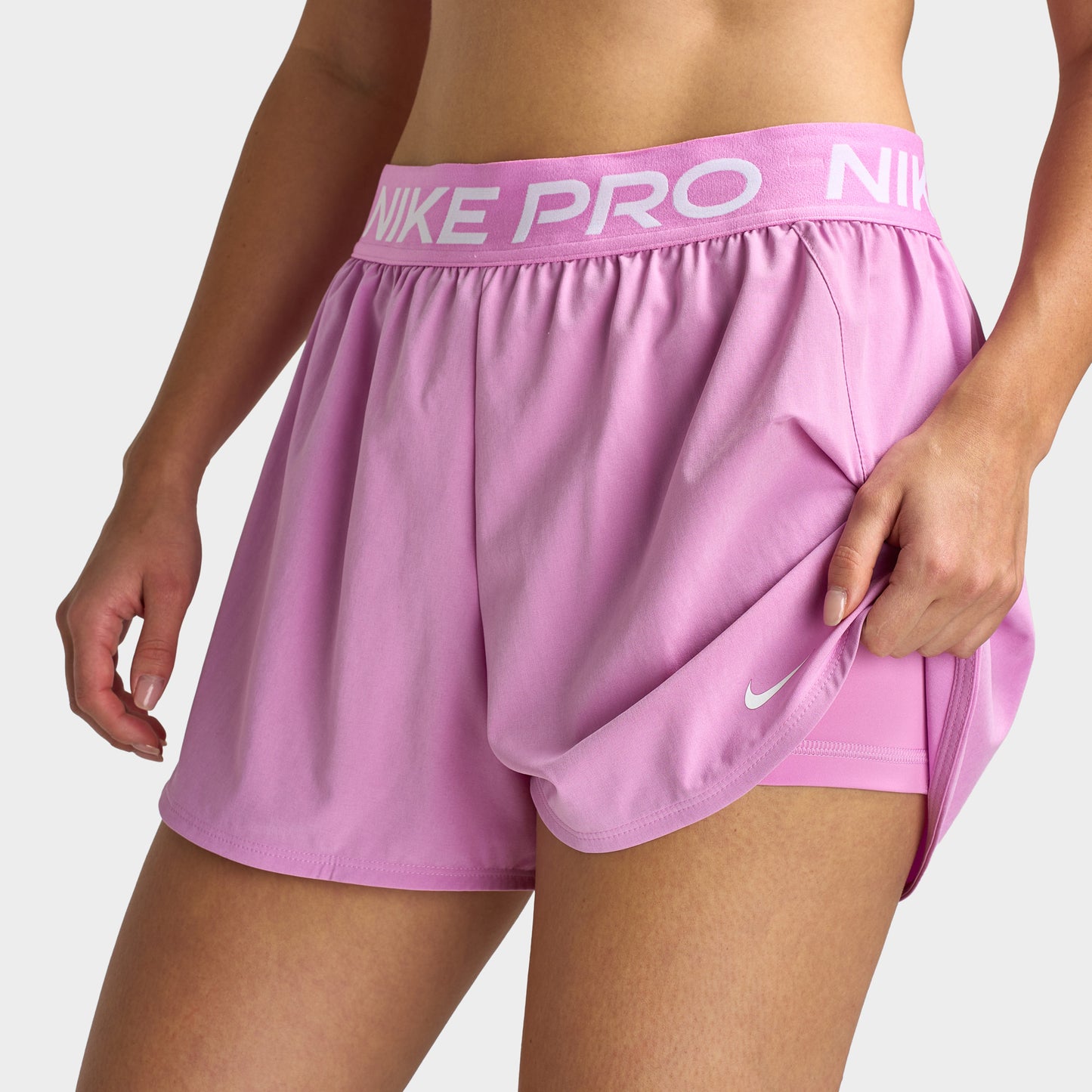 Nike Pro Women's 2in1 Shorts / Light Magenta / White