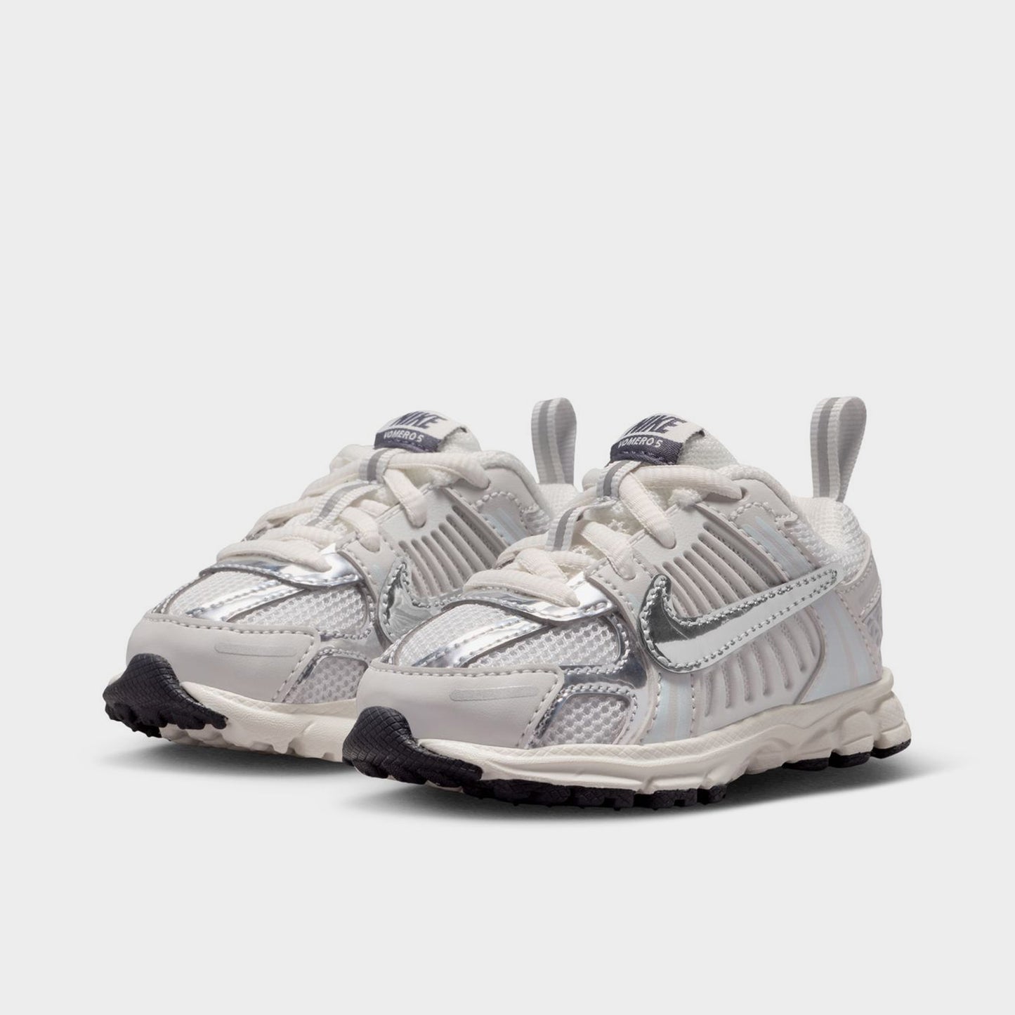 Nike Vomero 5 TD Poussière de Photons / Grille Chromée - Voile