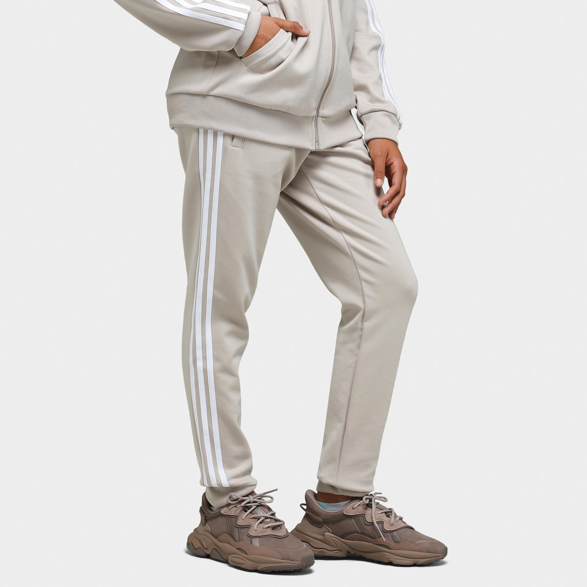 adidas Originals Women s Superstar Joggers Wonder Beige