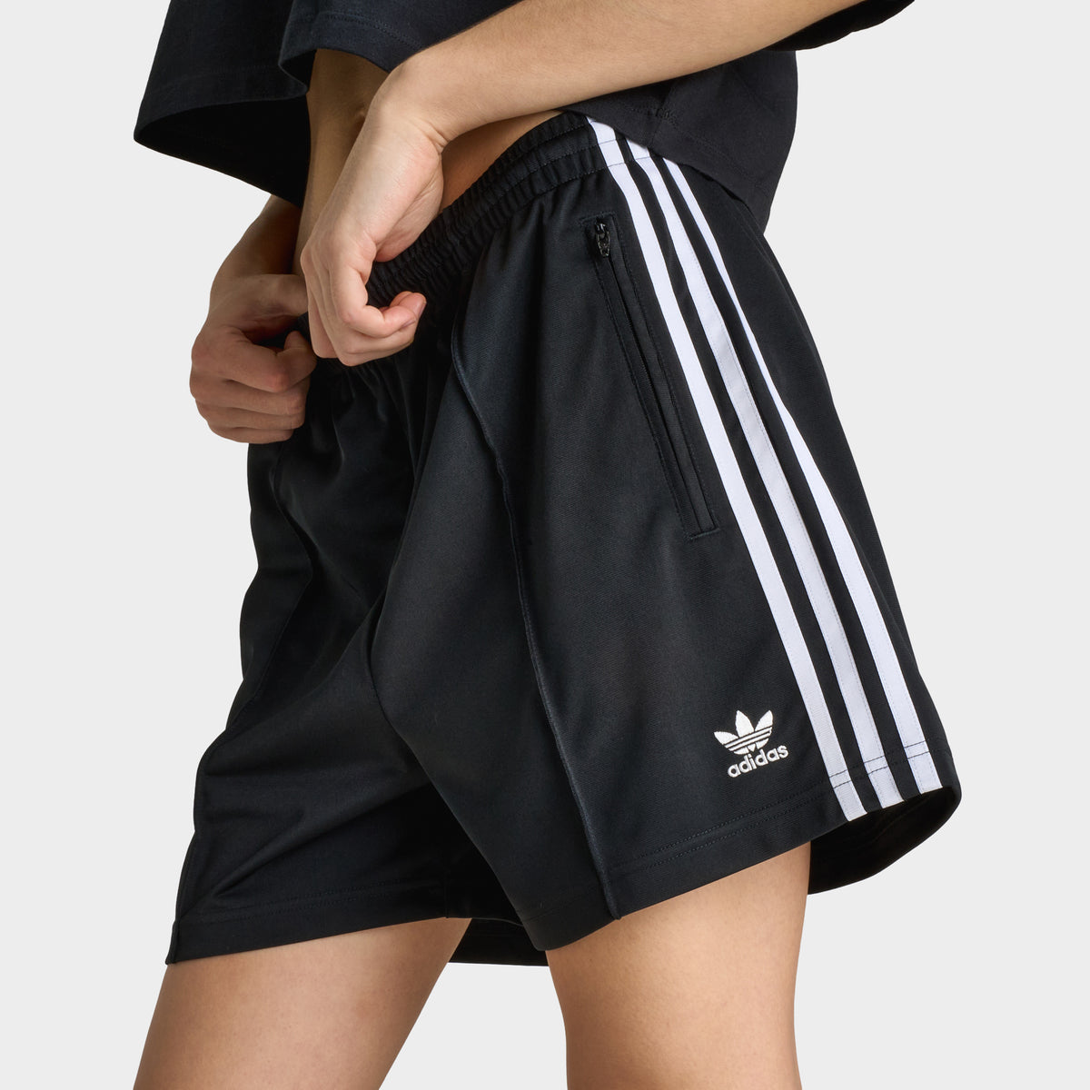 【ADIDAS】Firebird Short Pants - Black:White / IU2425 adidas Firebird Shorts - Black | Free Shipping with adiClub