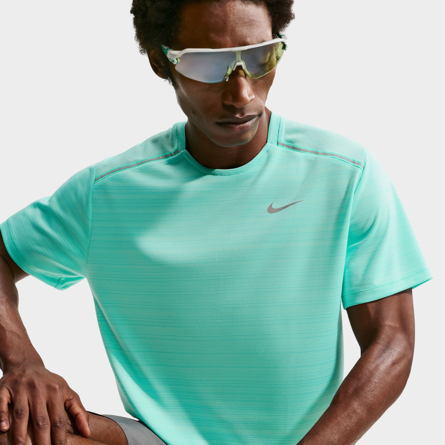 Nike Miler Basic Tee / Hyper Turq