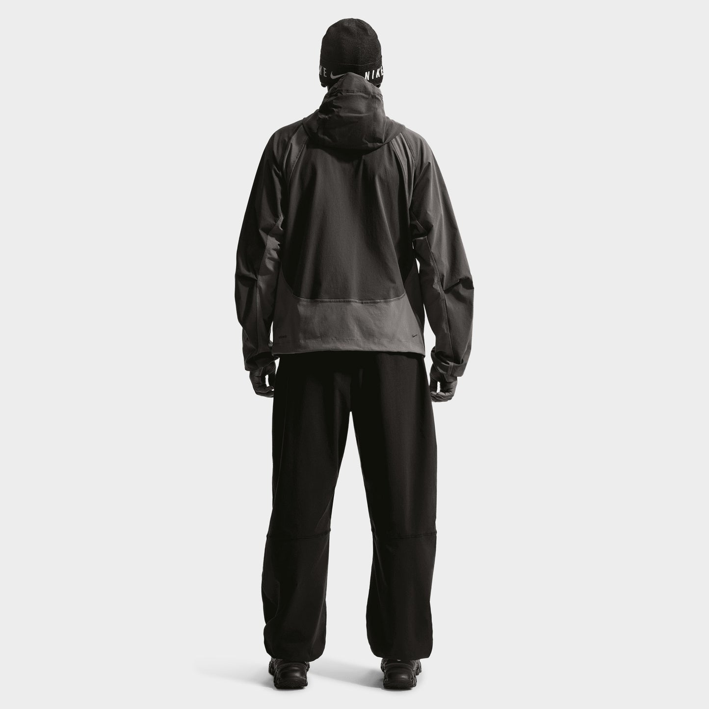 Nike Tech Woven Pants / Black / Black