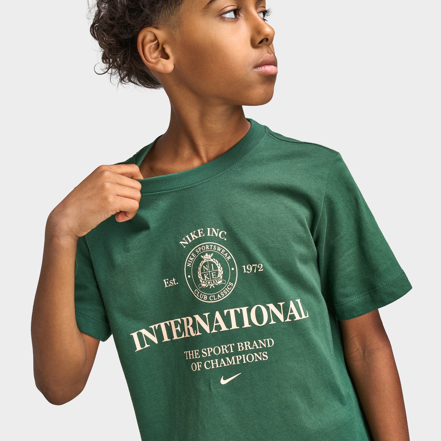 Nike Junior Boys' Club Rules T-Shirt / Fir