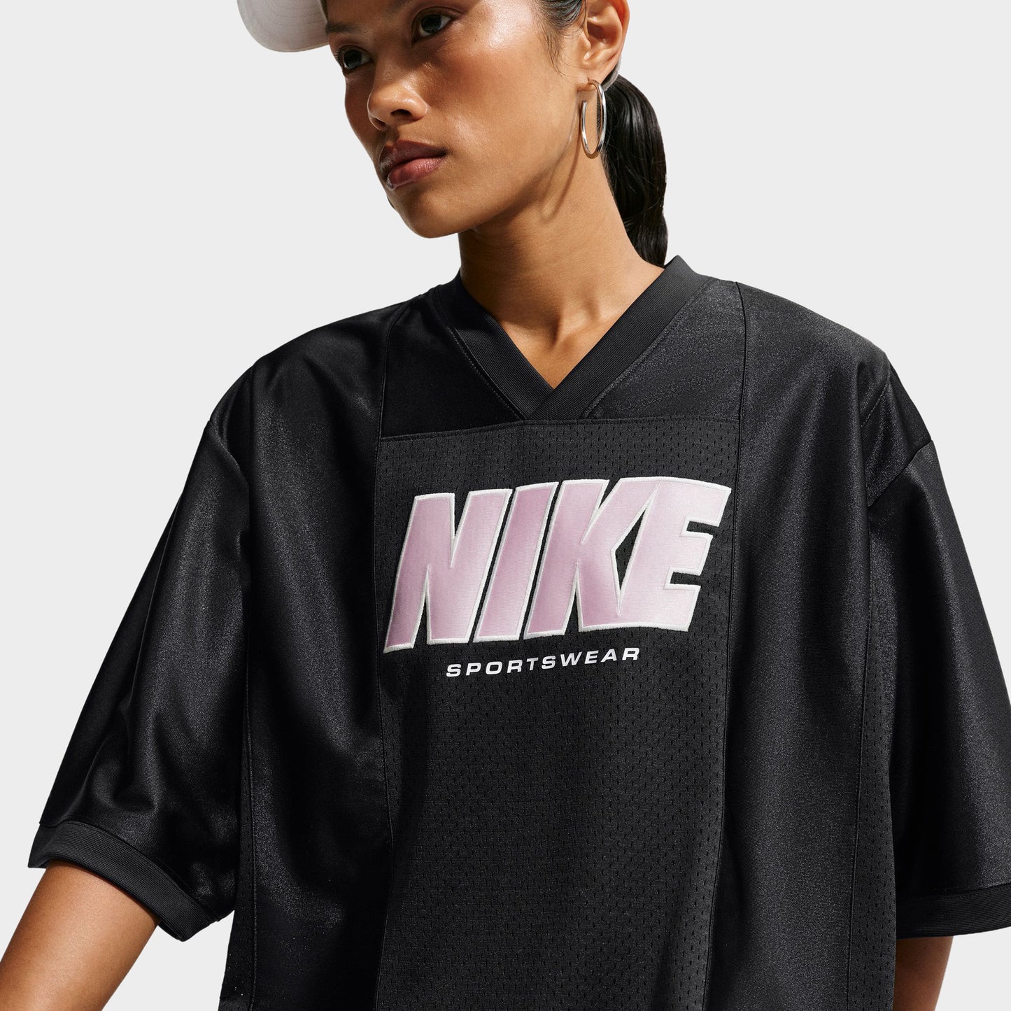 Nike Women's Sportswear Short Sleeve Graphic Jersey Top / Black