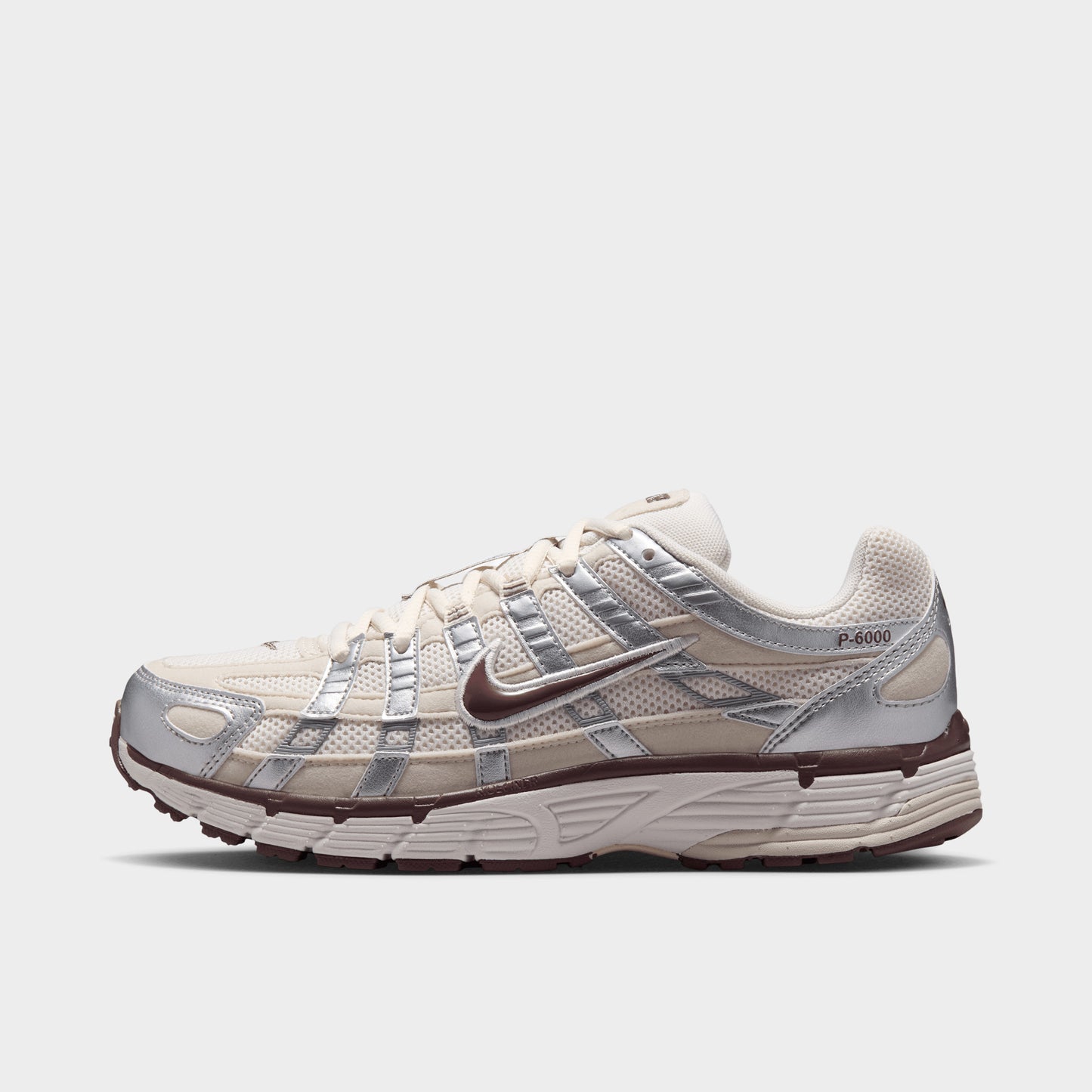 Nike Femme P-6000 Phantom / Tattoo - Argent métallique