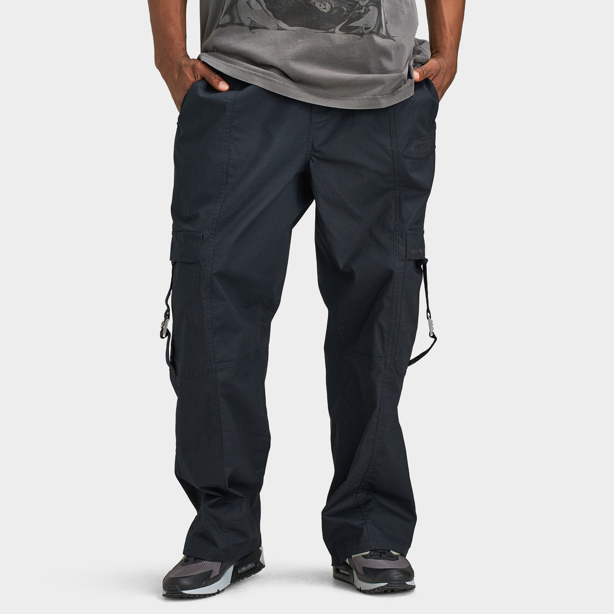 Nike Club Woven Cargo Pants / Black