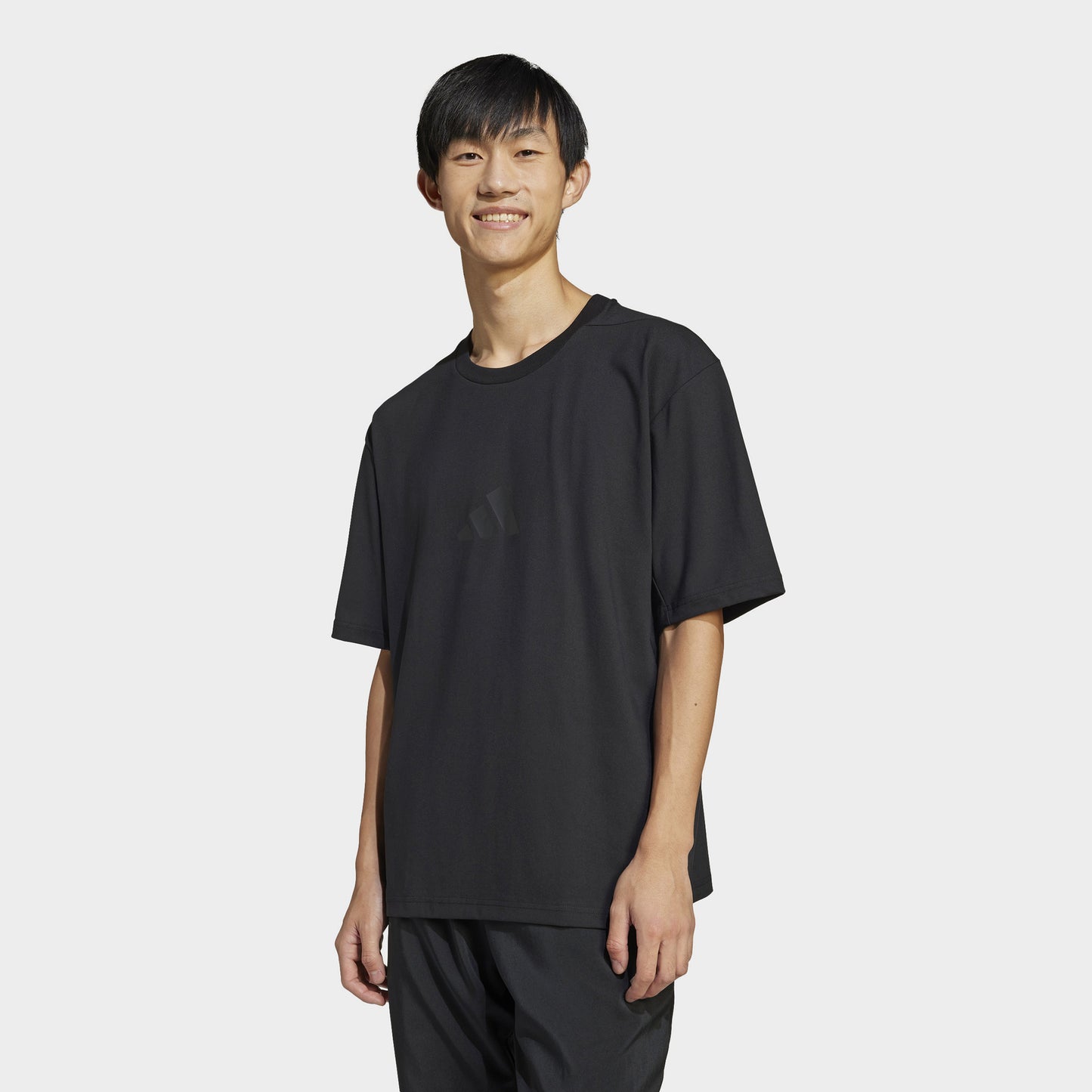 adidas Z.N.E. Loose-Fit T-Shirt / Black
