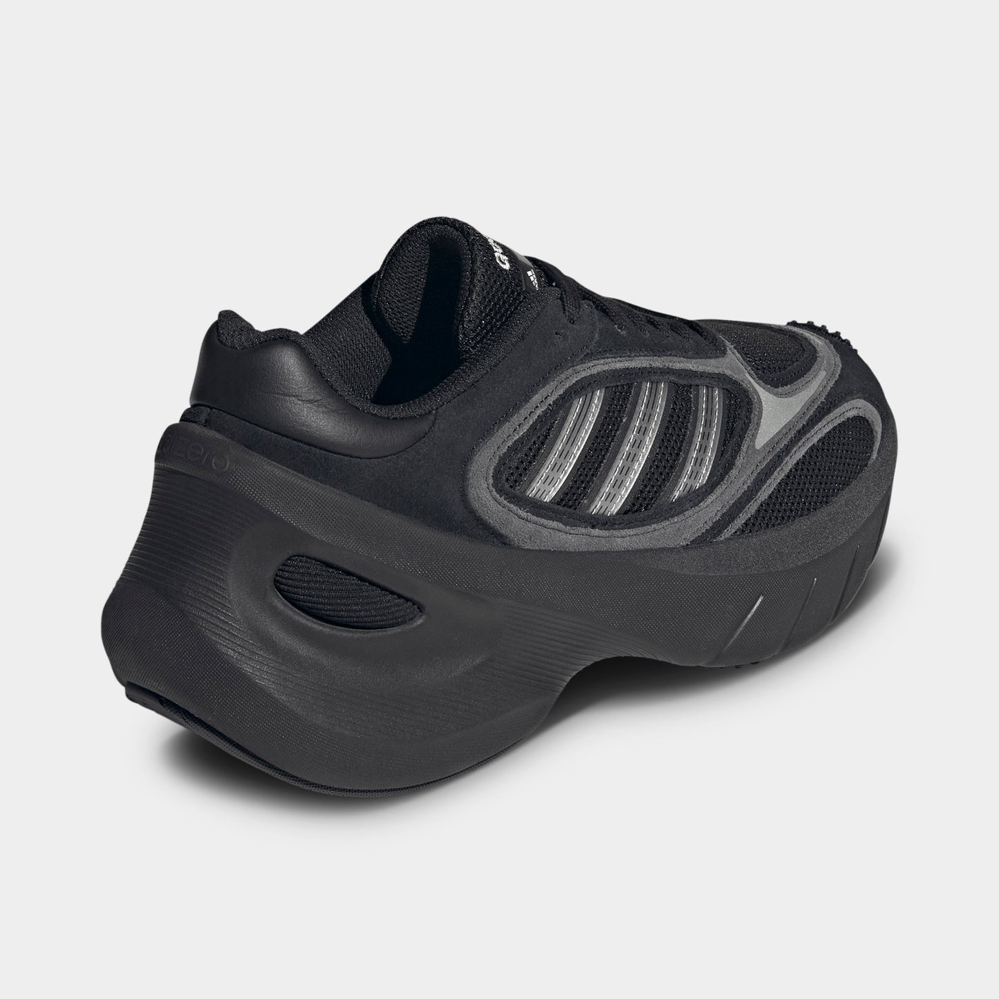 adidas Goukana Noir/gris métallisé - Carbon