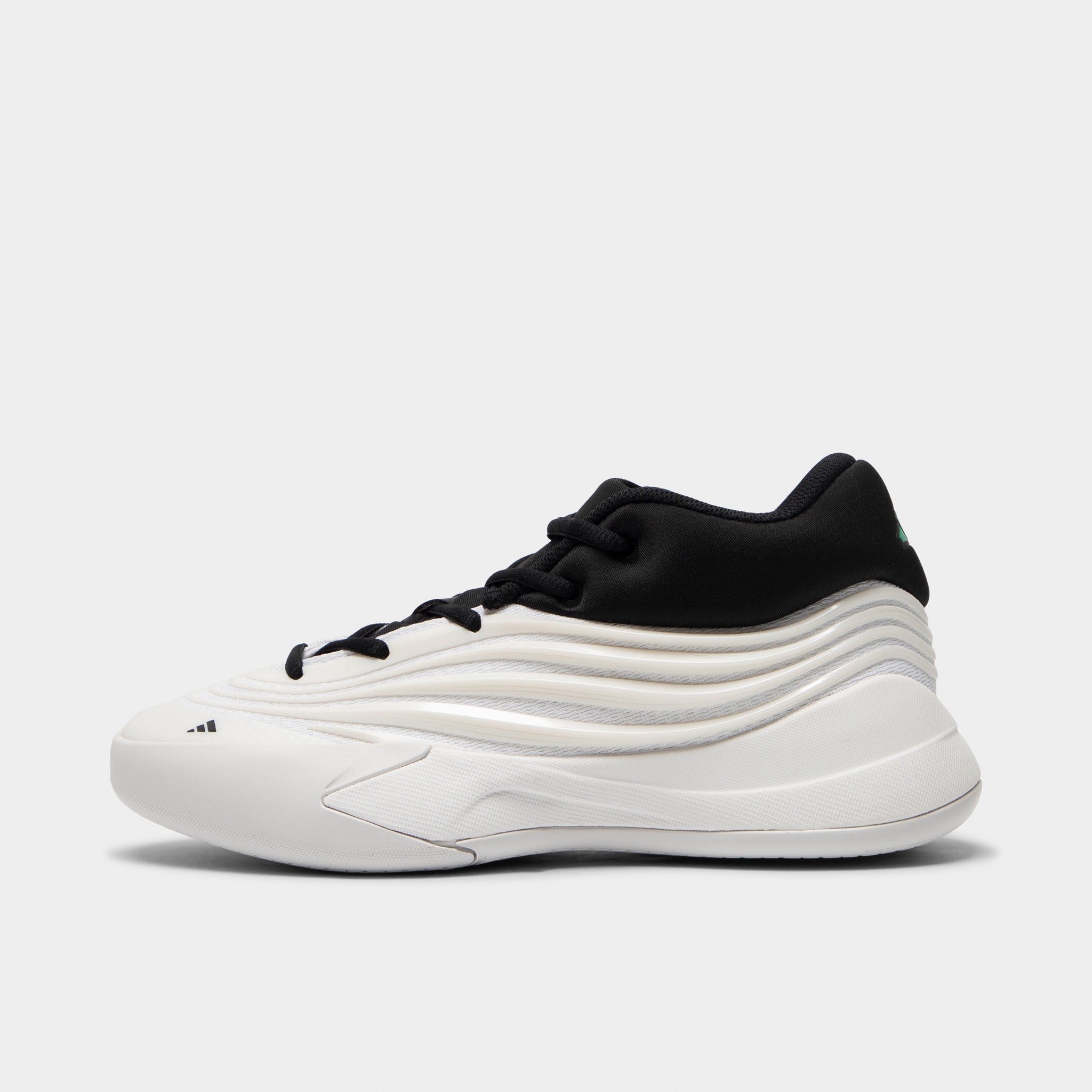 JP8637_adidas_juniors__dame_x_