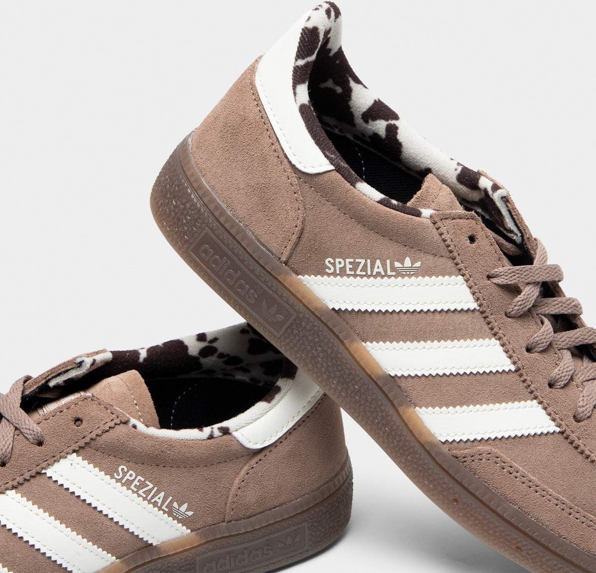 【adidas】(W) Handball Spezial Chalky Brown adidas Originals Women's Handball Spezial Chalky Brown / Off