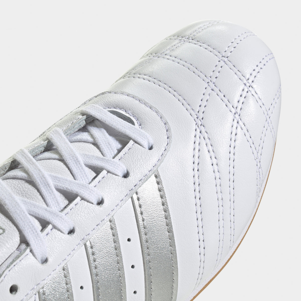 adidas Femmes Lacets Taekwondo Blanc / Argent - Gomme