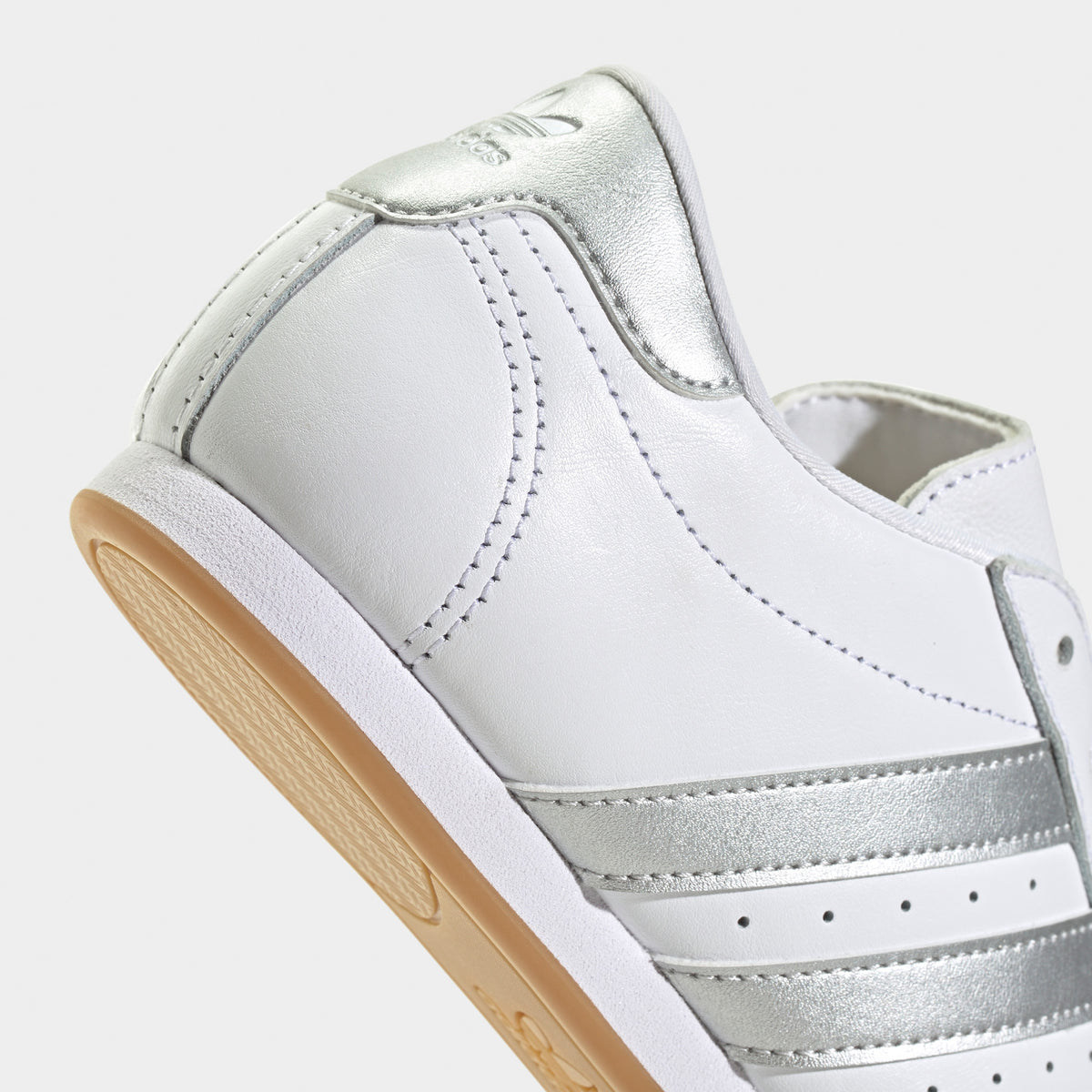 adidas Femmes Lacets Taekwondo Blanc / Argent - Gomme
