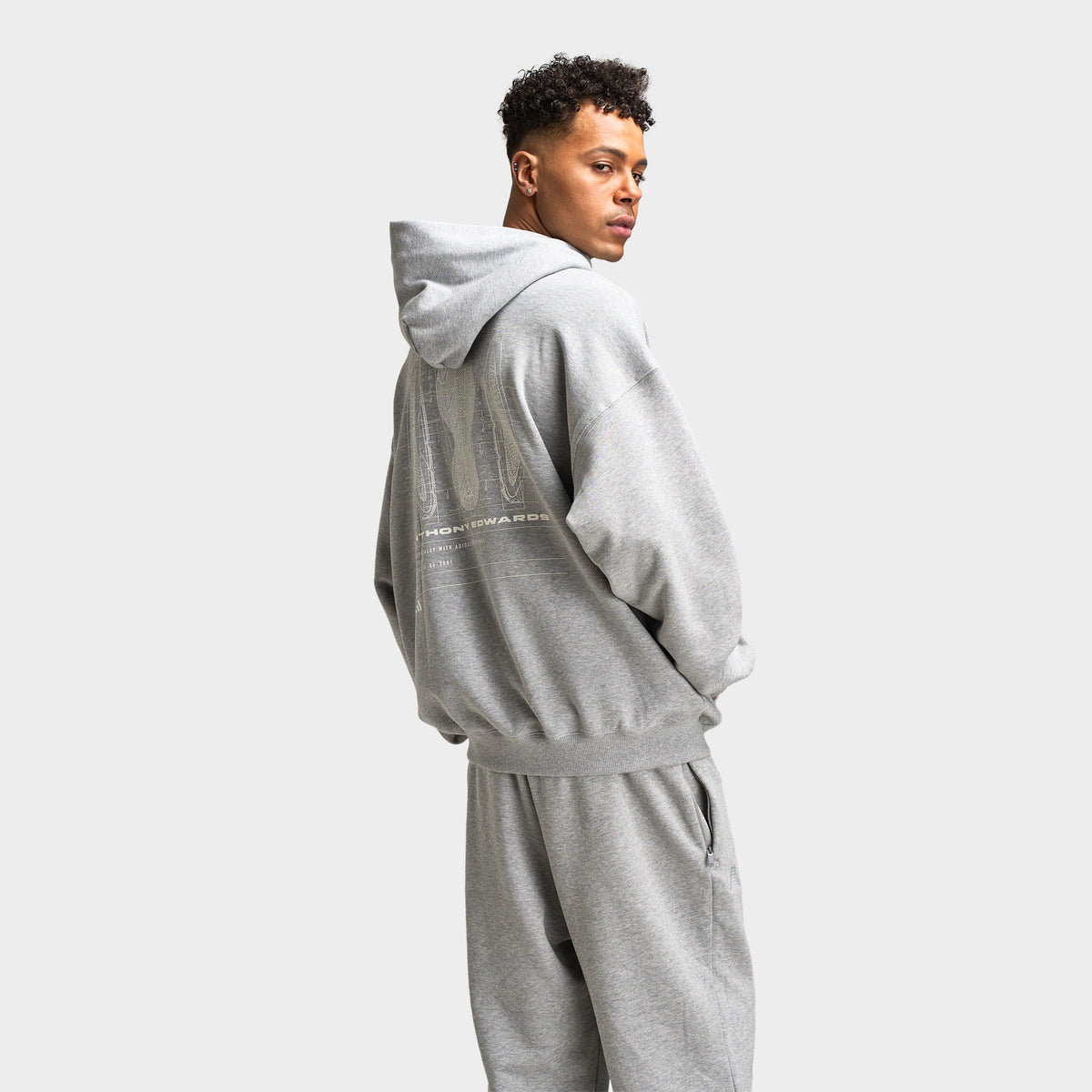 パーカー・フーディ adidas Anthony Edwards Seasonal Graphic Hoodie JY3974 adidas adidas Anthony Edwards Seasonal Graphic Hoodie 'Grey