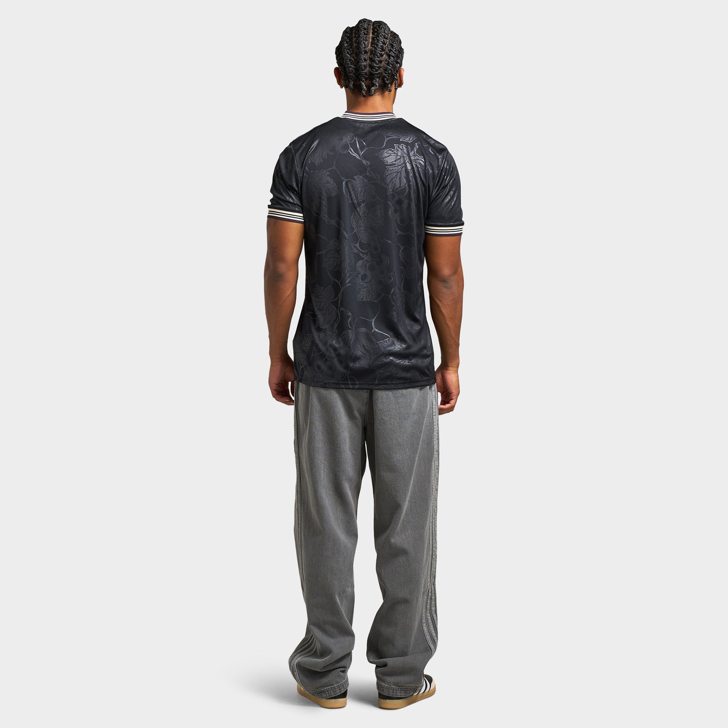 adidas Juventus 25/26 Troisième maillot Noir aurore / Teinte écru