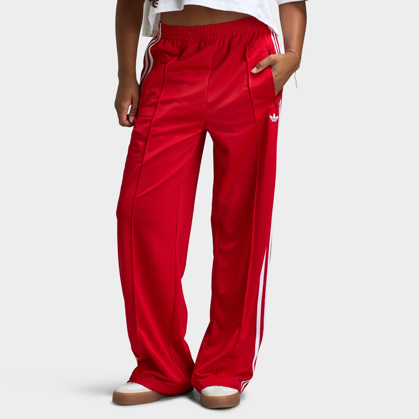 adidas Femmes Adicolor Classic Firebird Pantalon de course ample Meilleur Écarlate / Blanc