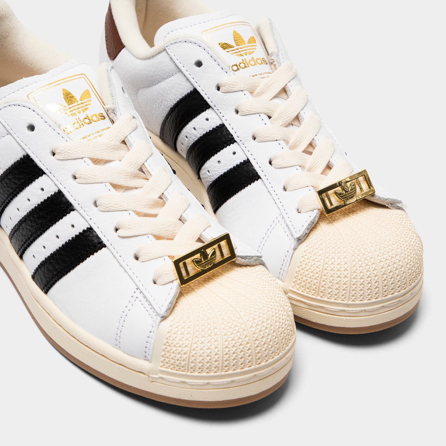 adidas Superstar White / Black