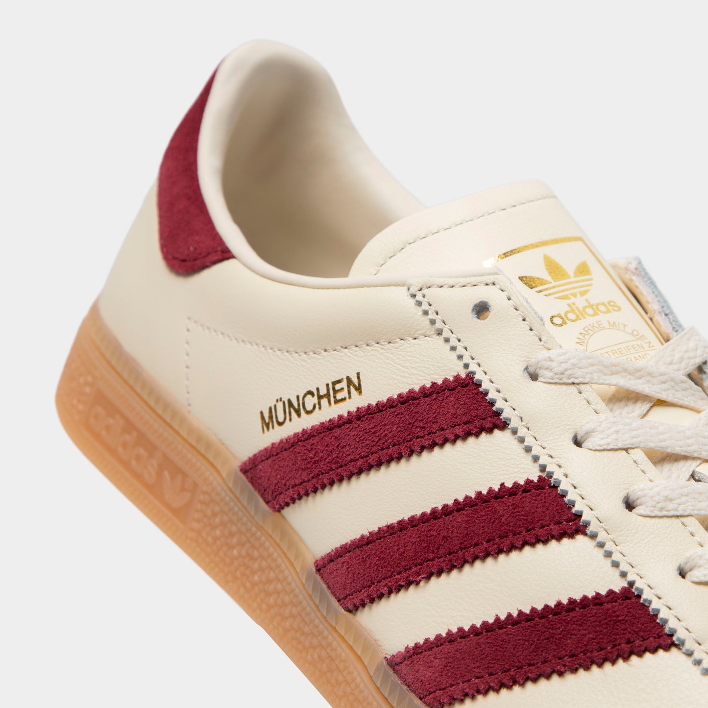 adidas Munchen Cream White / Collegiate Burgundy - Gum