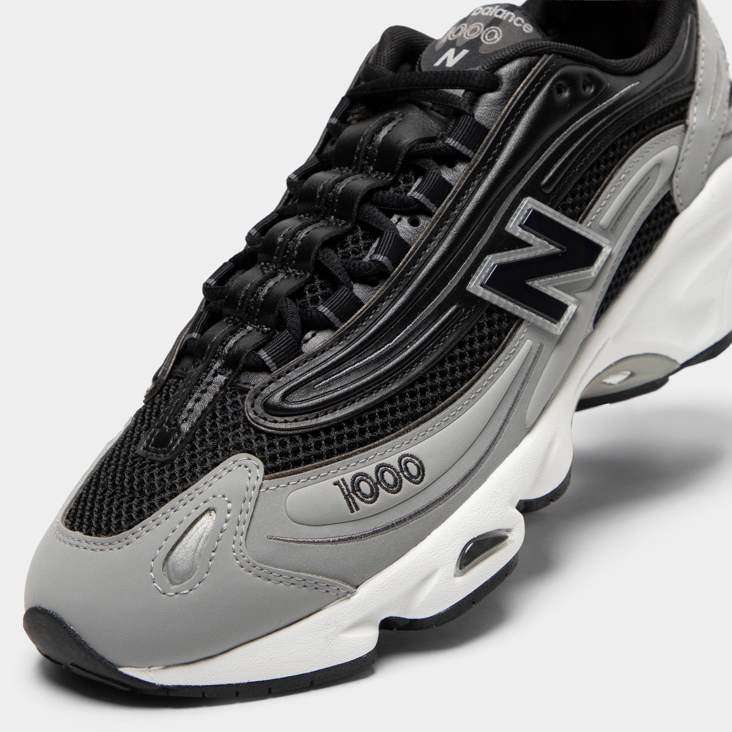 New Balance M1000 Black / Grey