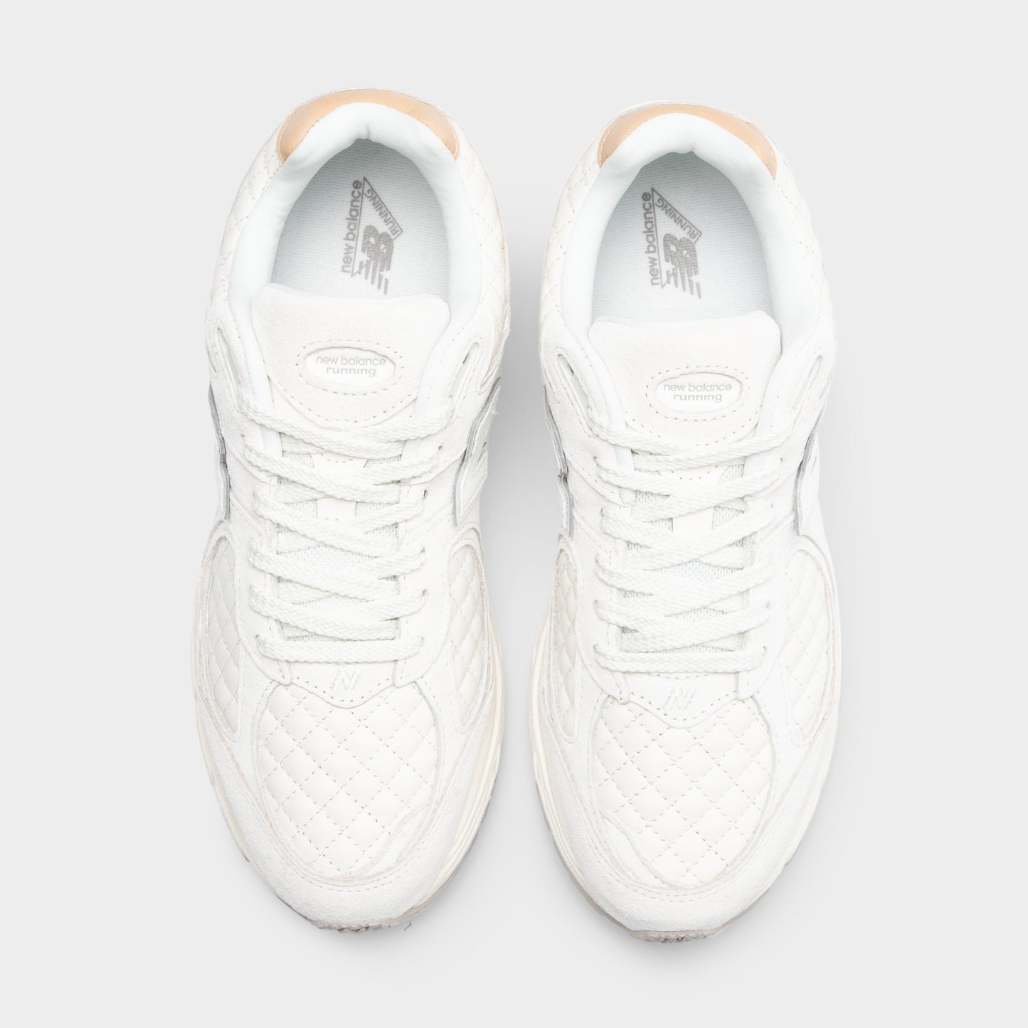 New Balance 2002R Tan / Tan