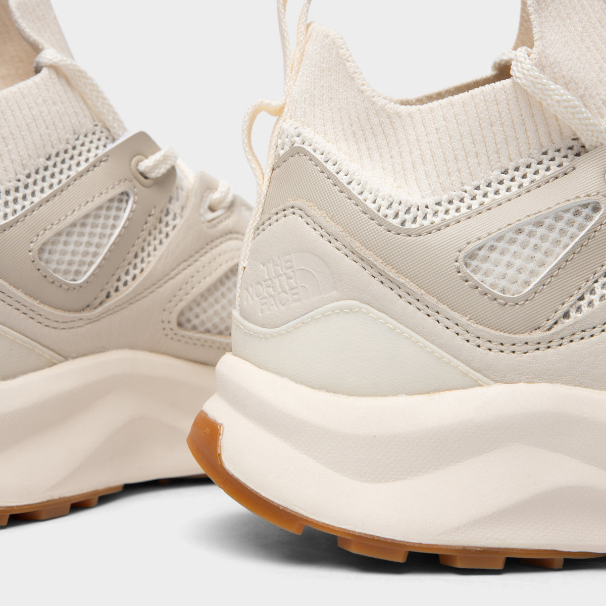 The North Face Women s Hypnum Luxe Gardenia White Tin Grey