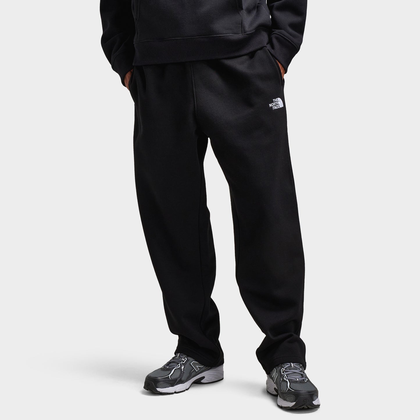 The North Face Evolution Straight Leg Sweatpants TNF Black / TNF White