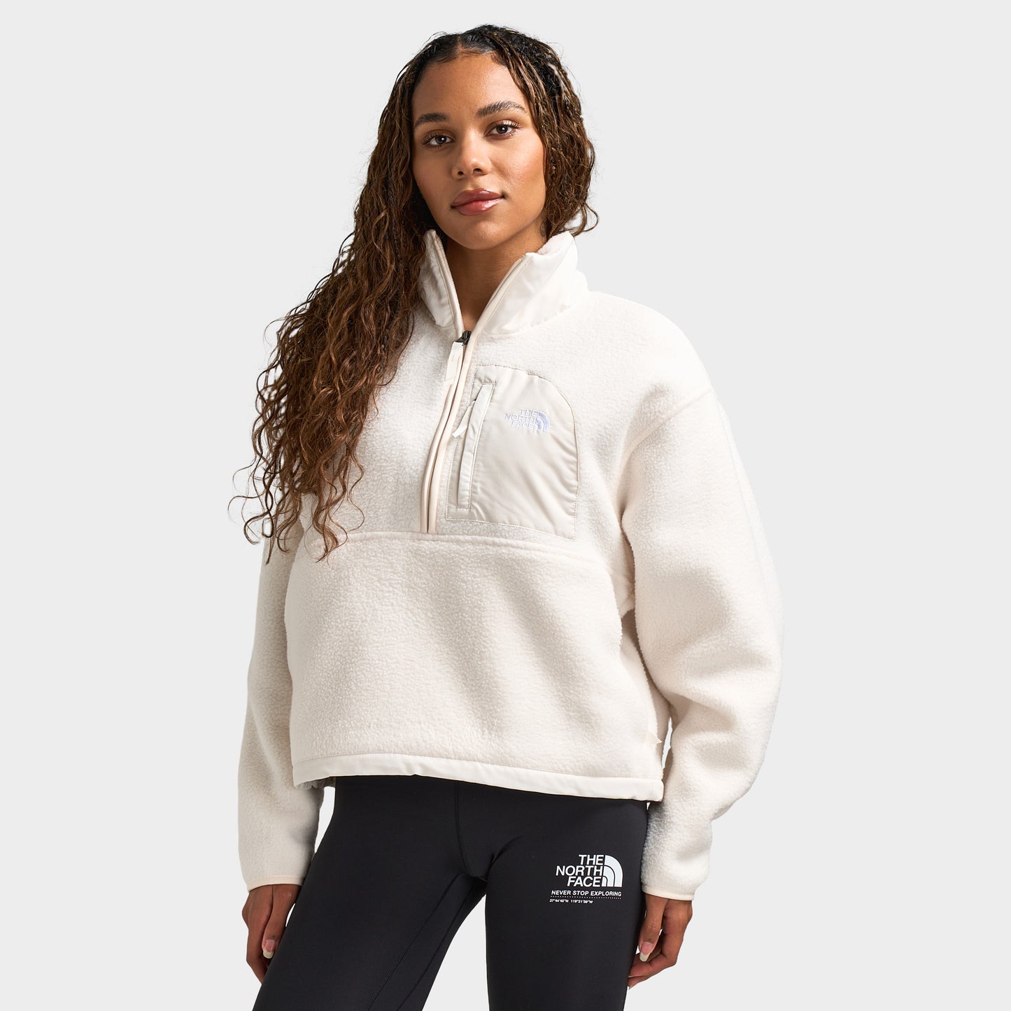 The North Face Women's Yumiori Off Peak Half-Zip Jacket / White Dune