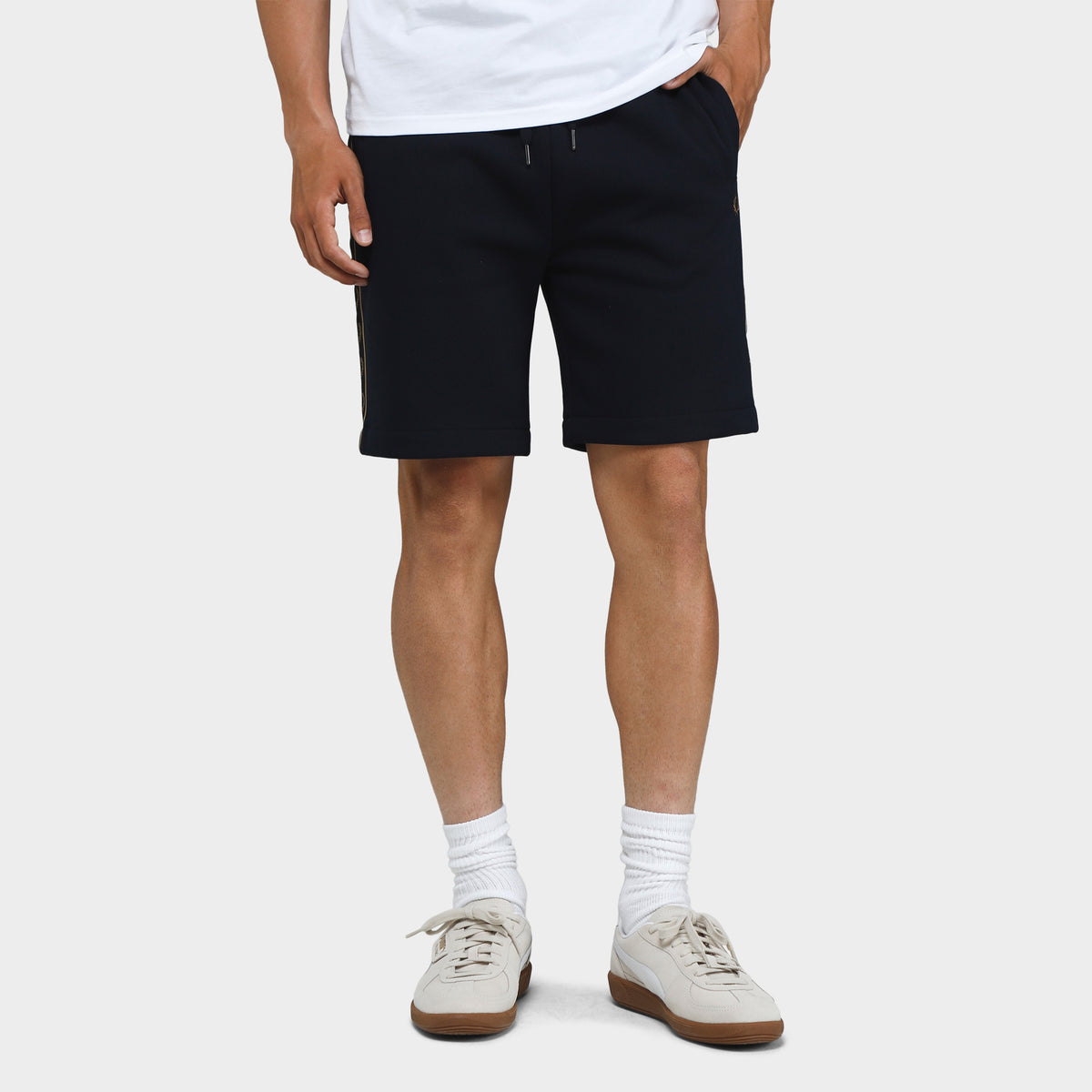 Fred perry shorts sale store