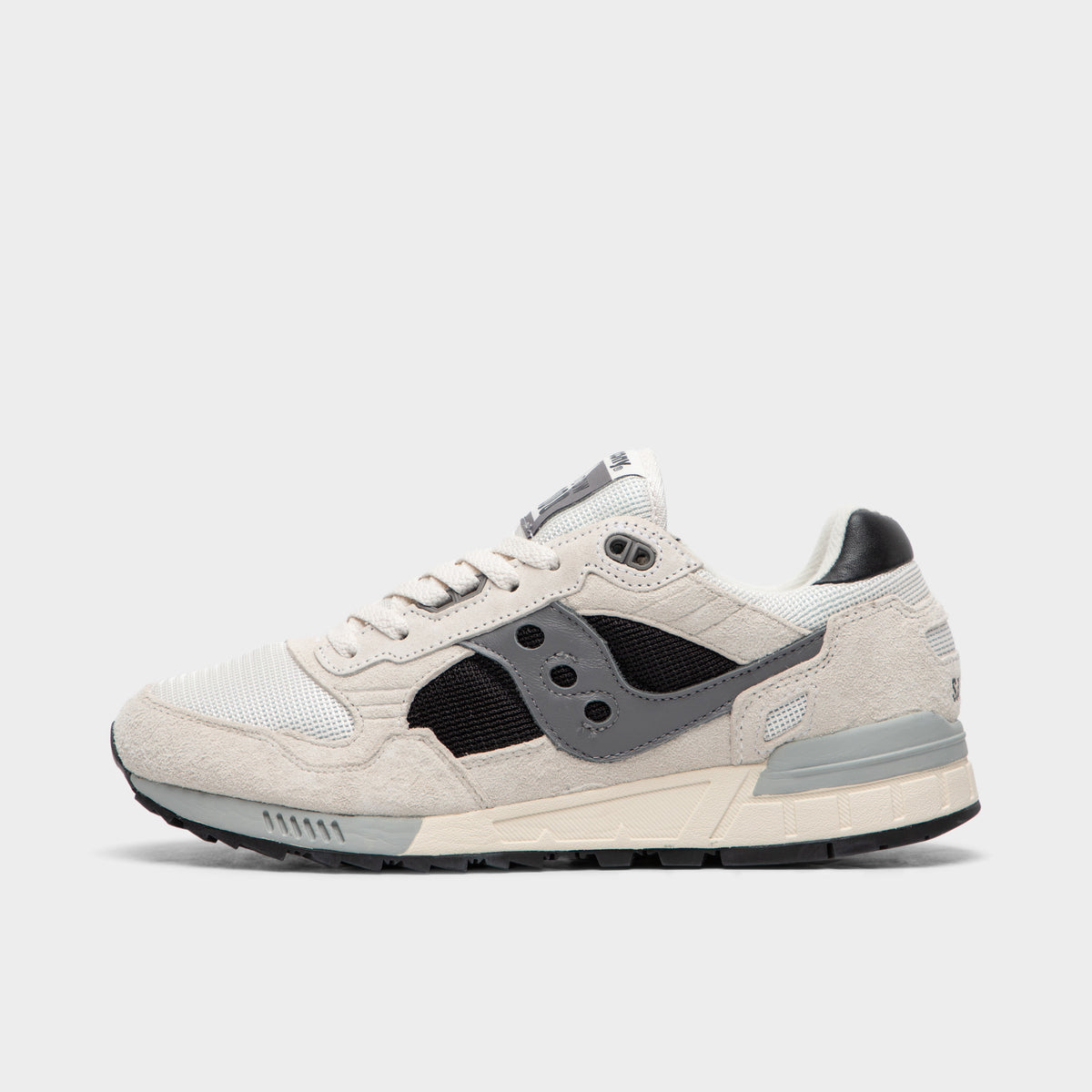 Saucony shadow black cheap and white