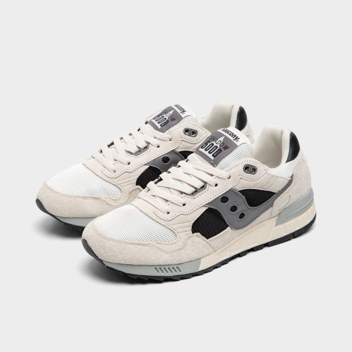 Saucony shadow 5000 vintage best sale trainer in off white