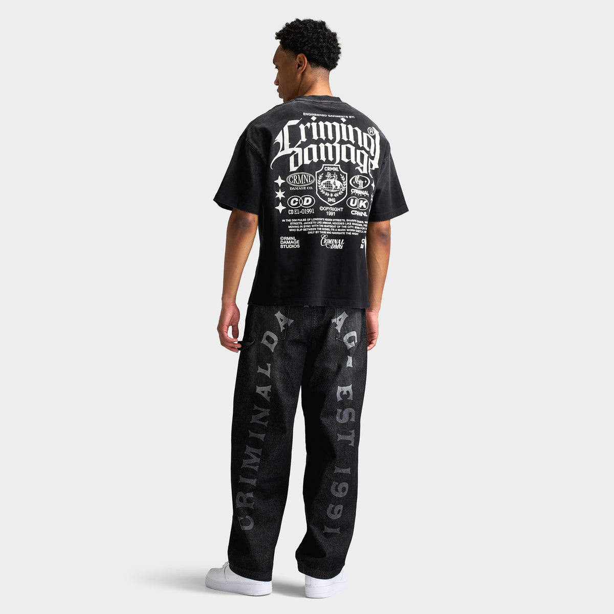 Criminal Damage Sun Fade Logo Mania T-shirt / Noir Délavé