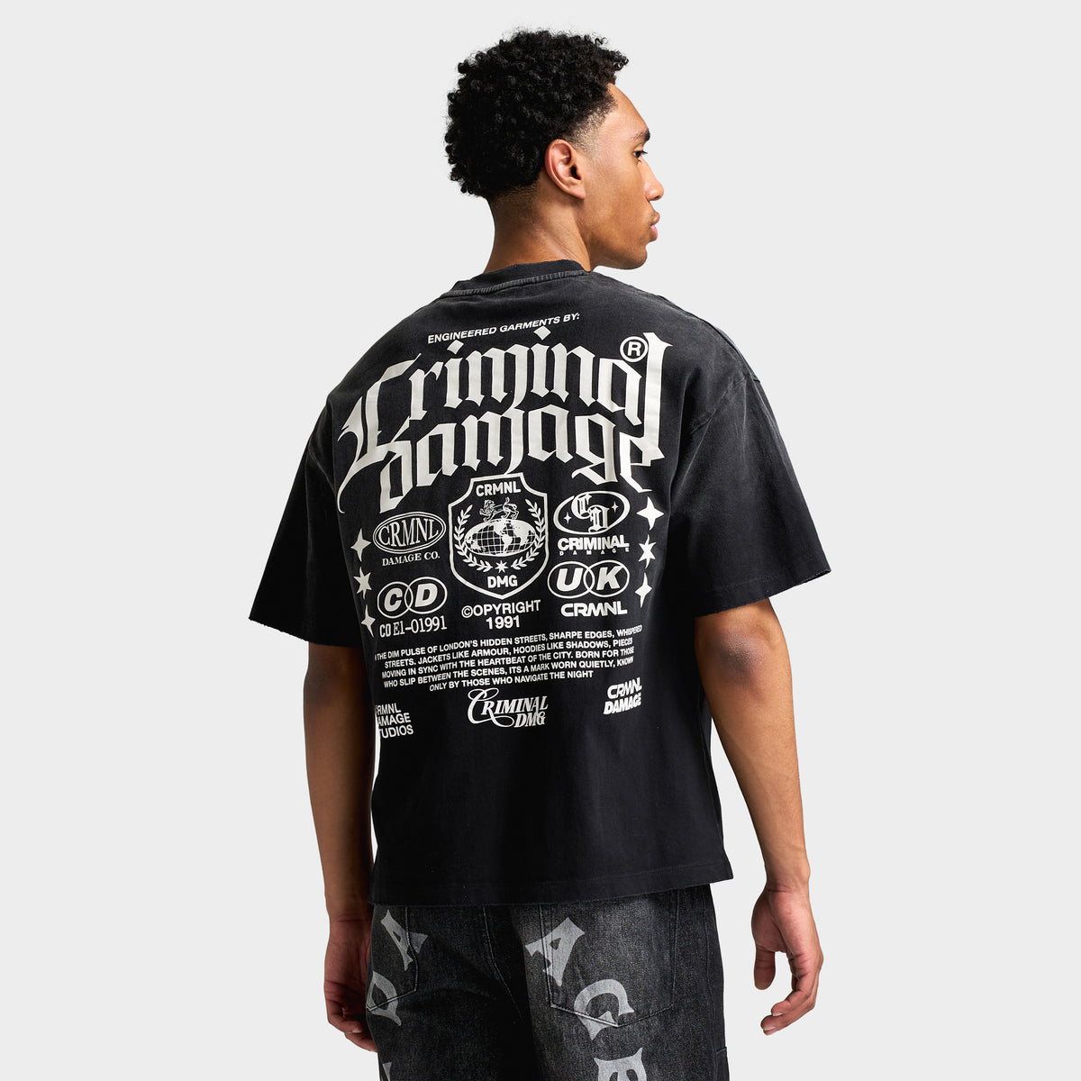 Criminal Damage Sun Fade Logo Mania T-shirt / Noir Délavé