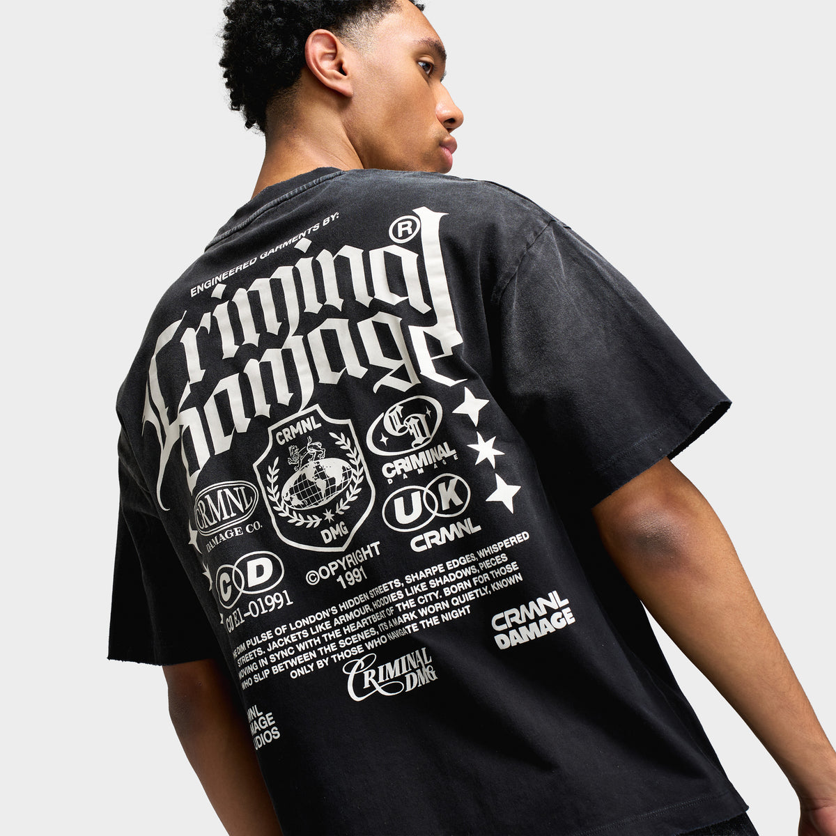 Criminal Damage Sun Fade Logo Mania T-shirt / Noir Délavé