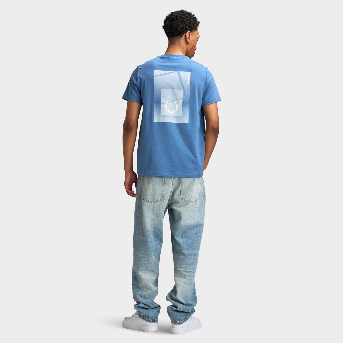 Fred Perry Géométrique Graphique Court T-shirt / Bleu As