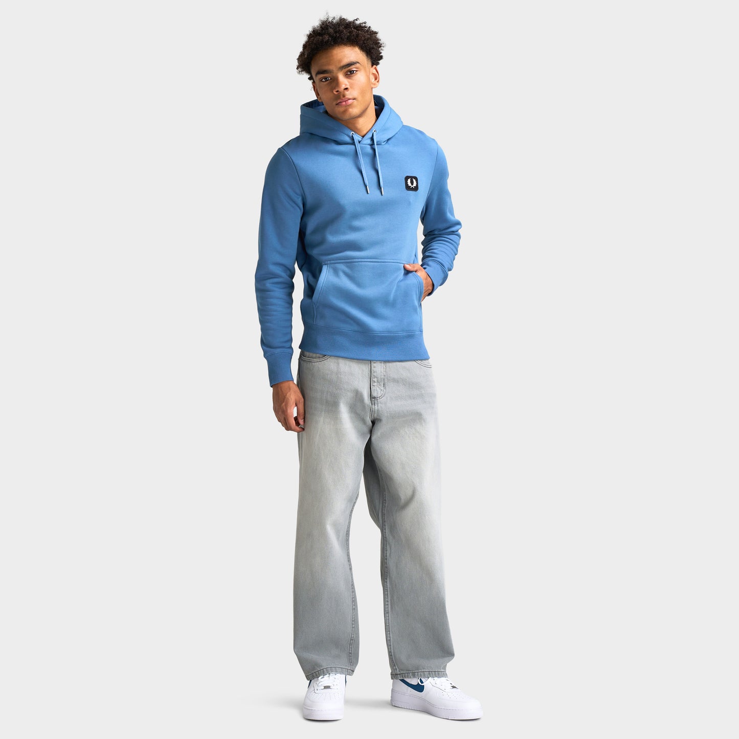 Fred Perry Badge Hoodie / Ace Blue