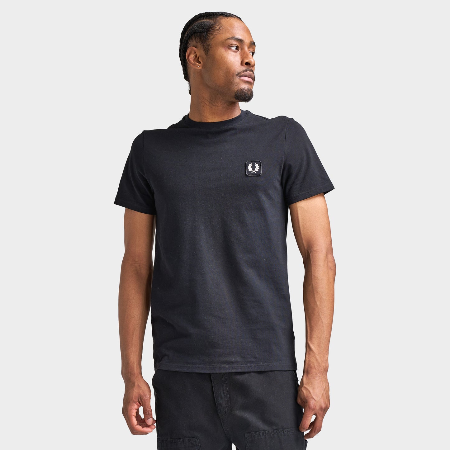 Fred Perry Badge T-Shirt / Black