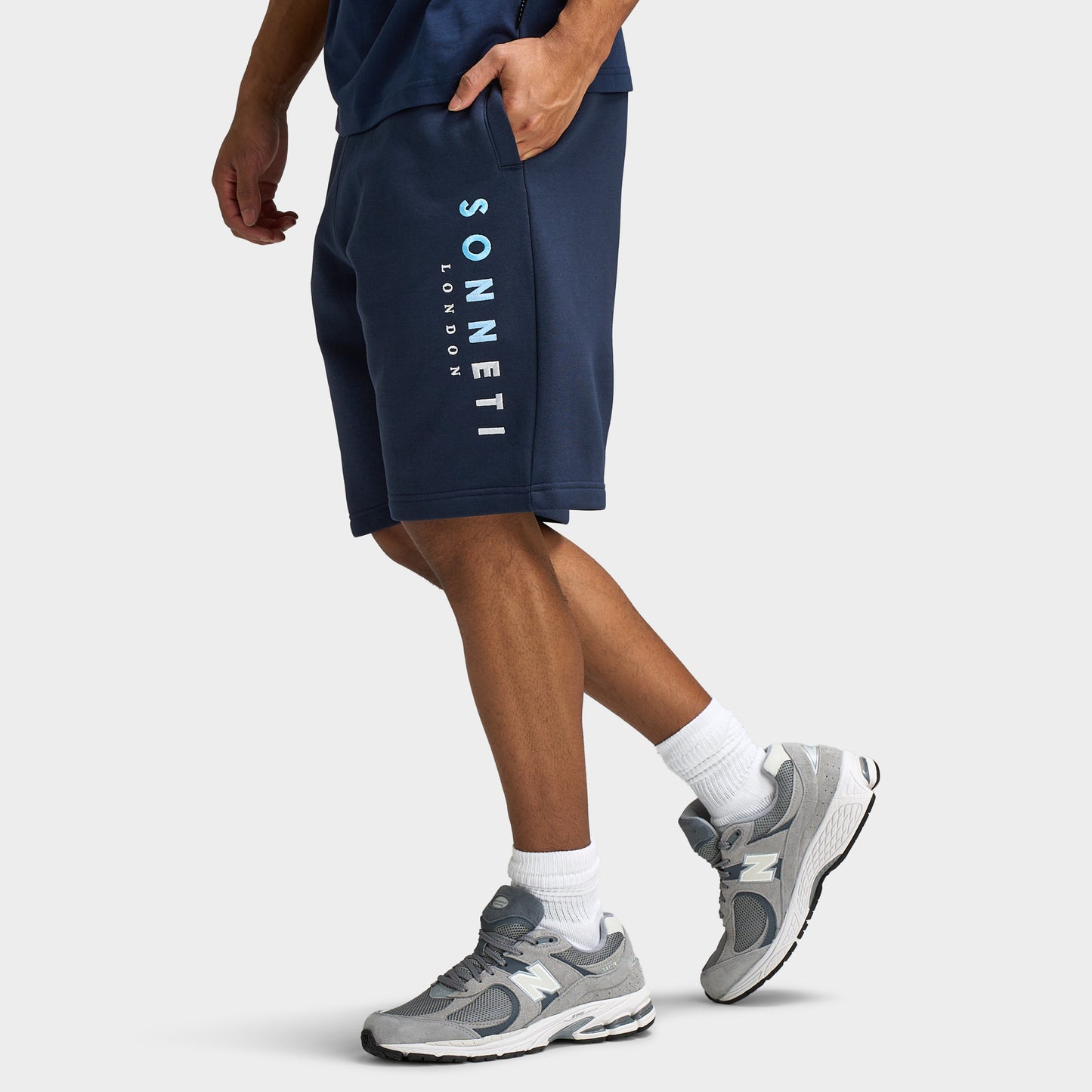 Sonneti Hare Shorts / Navy Blazer