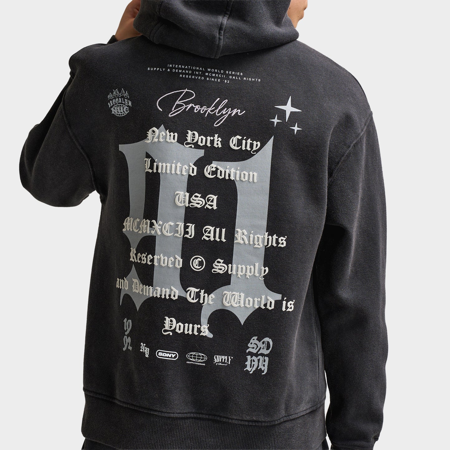 Supply & Demand Junior Boys' Quita Hoodie / Washed Black