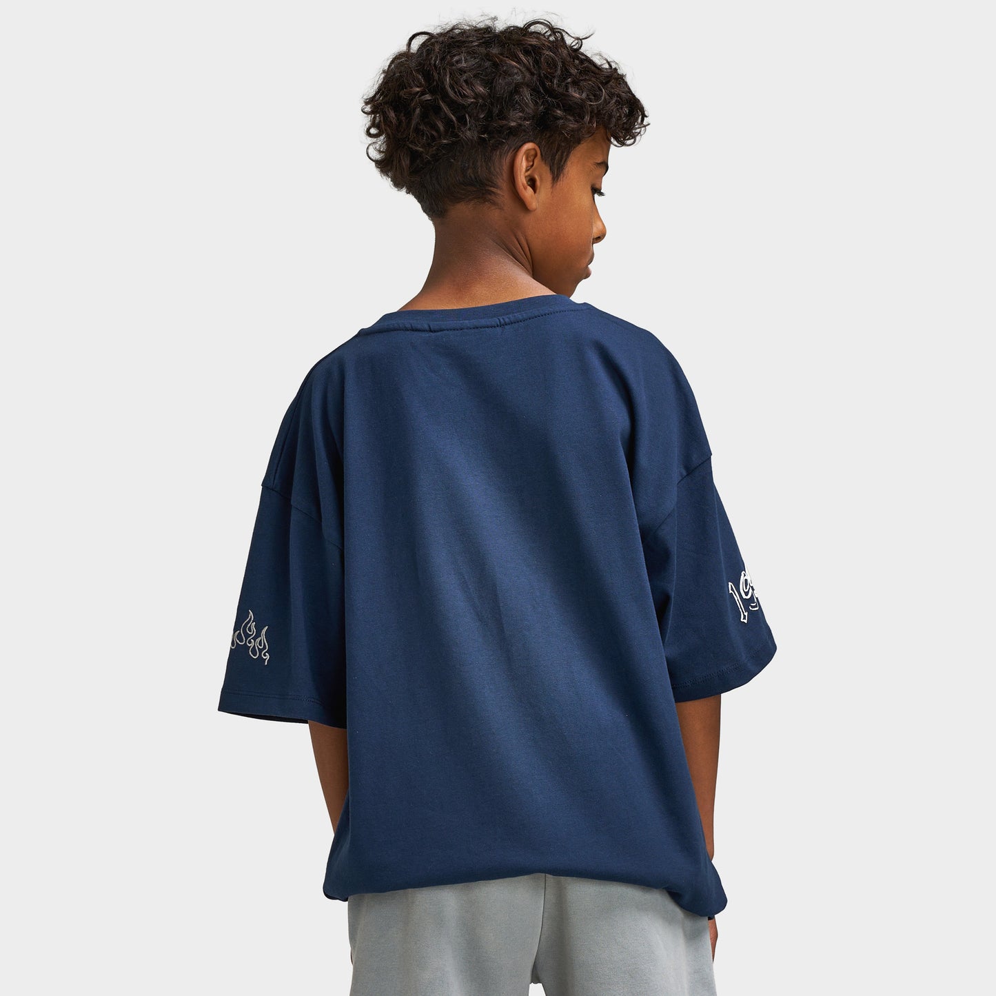 Supply & Demand Juniors' Scratch T-Shirt / Washed Navy Blazer