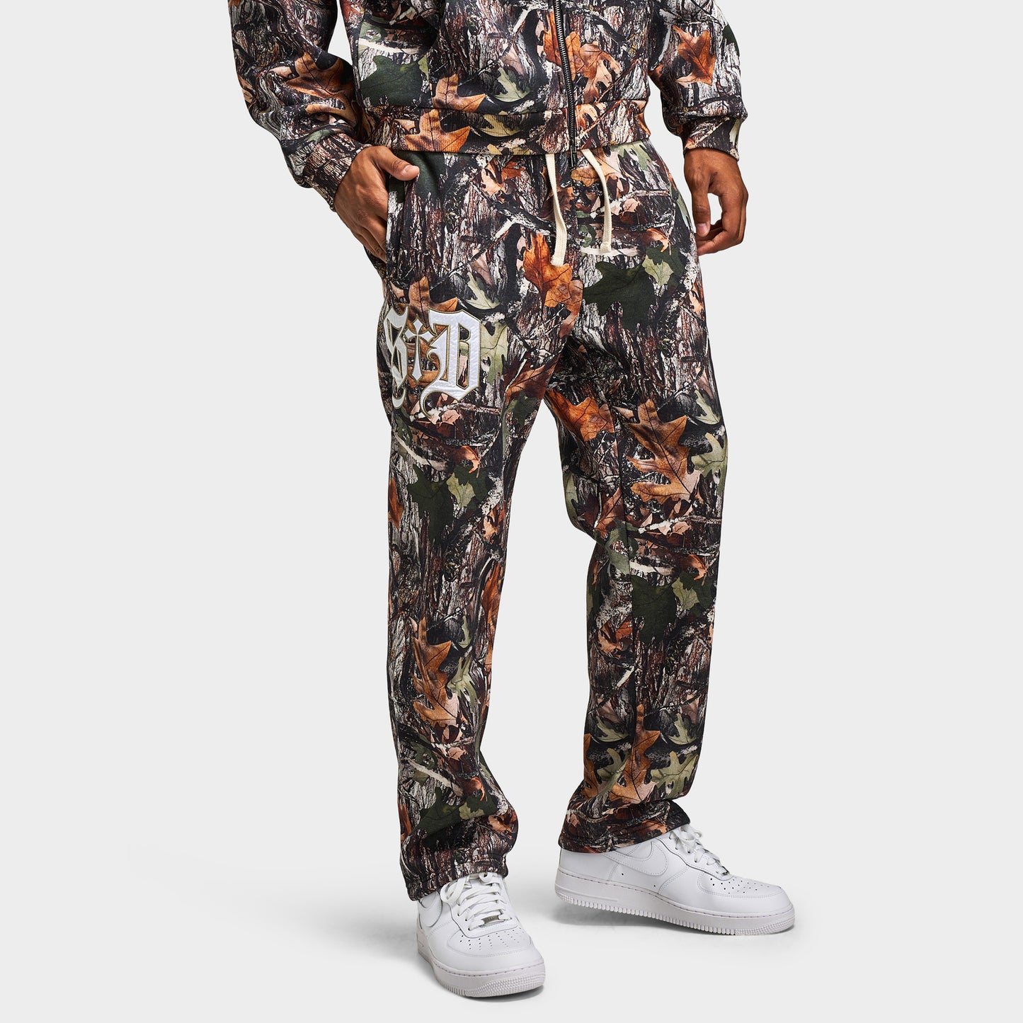 Supply & Demand Atomic Pant / Woodland Camo