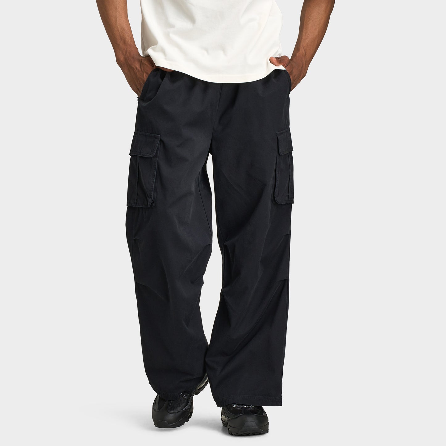 Supply & Demand Cargo Chute / Noir