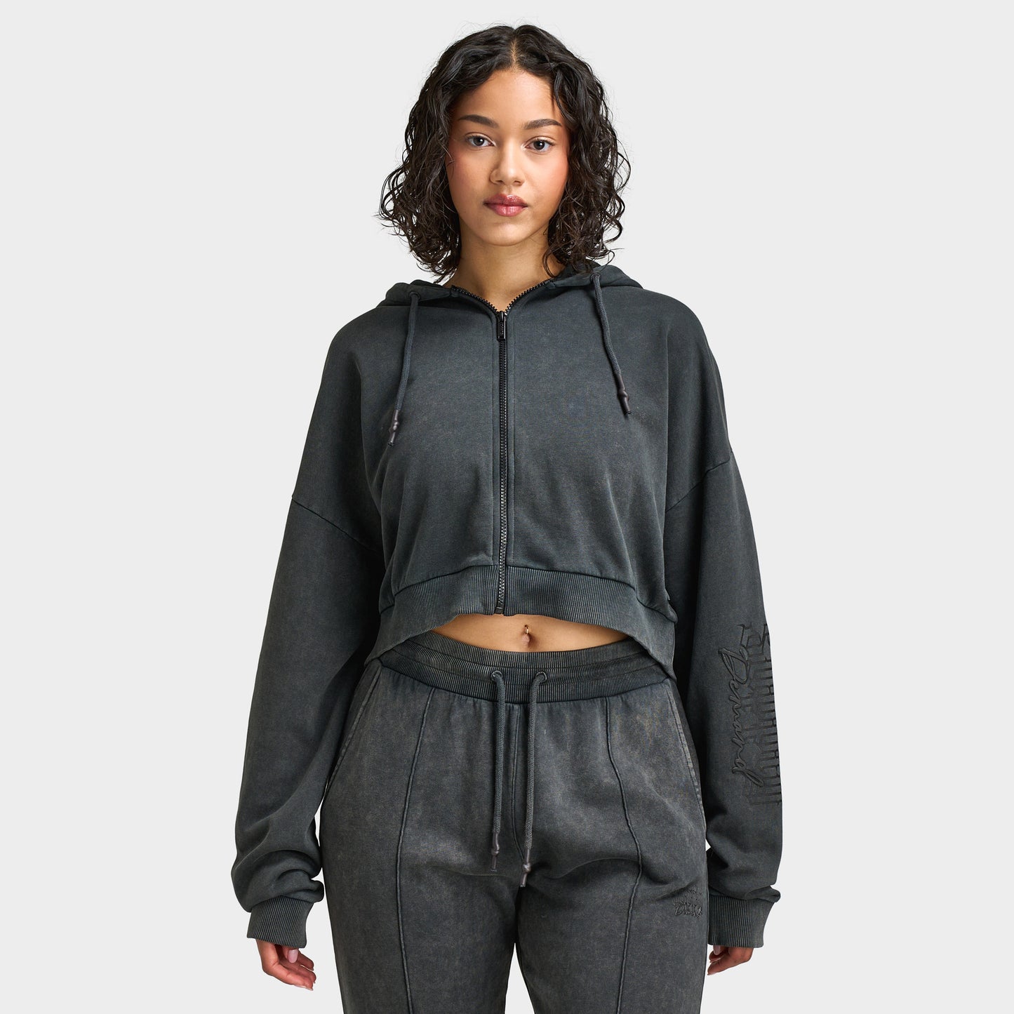 Supply & Demand Chandail à capuche entièrement zippé Monair Boxy pour femme / Gris délavé