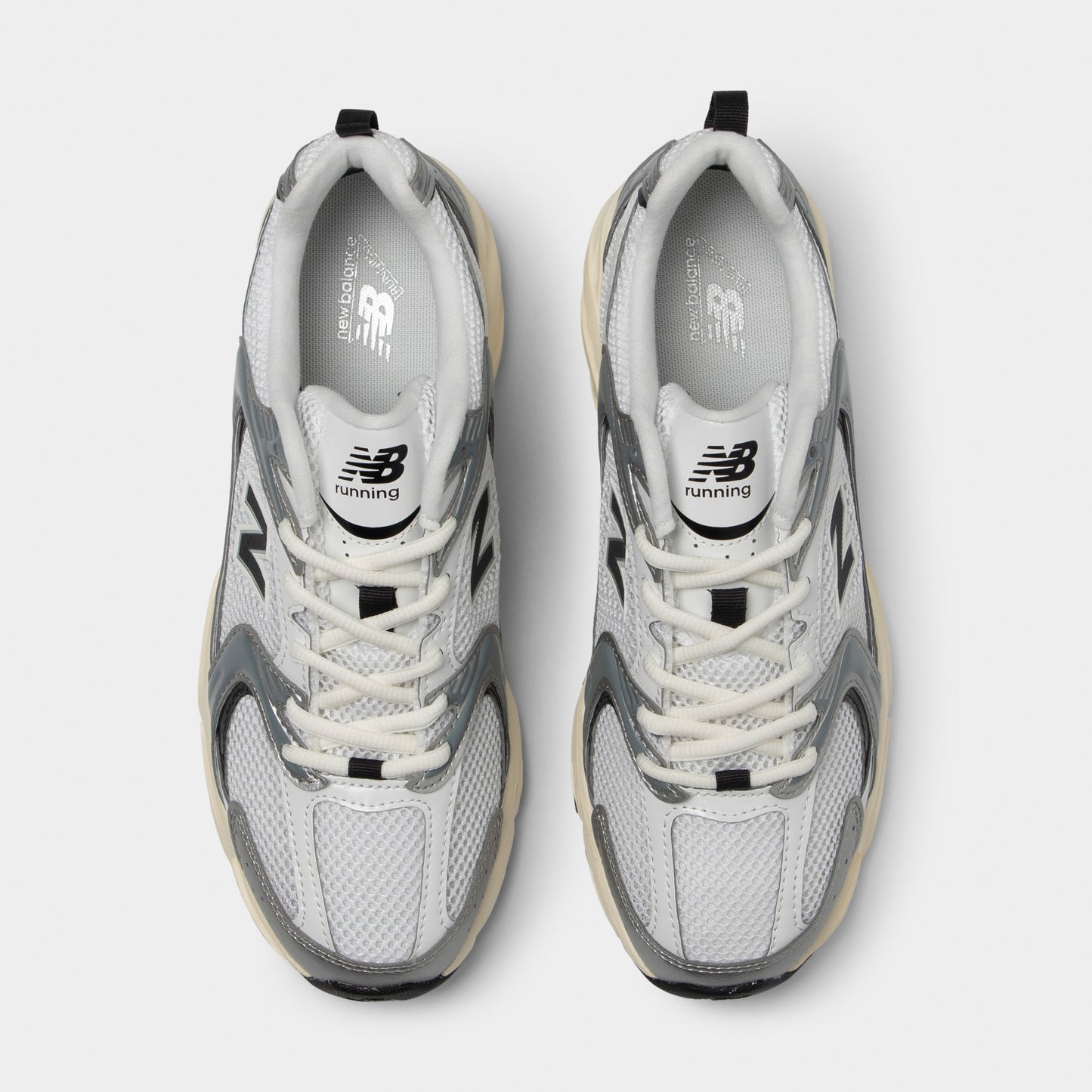 New Balance 530 Silver Metallic / Black Cement