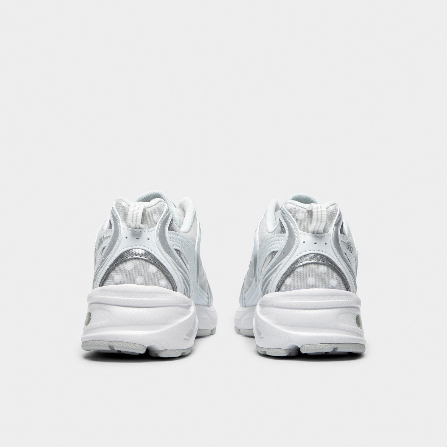 New Balance 530 White / Silver Metallic