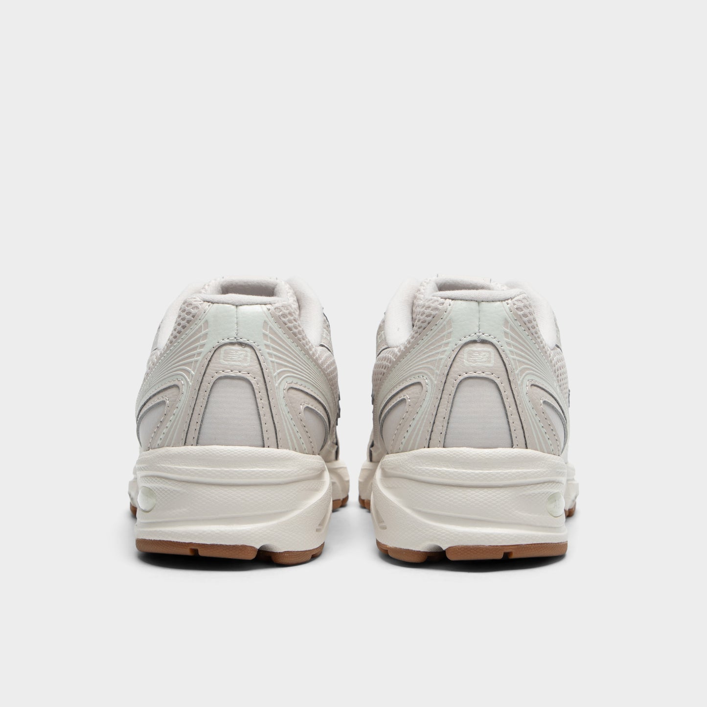 New Balance 740 Moonbeam / Sel marin
