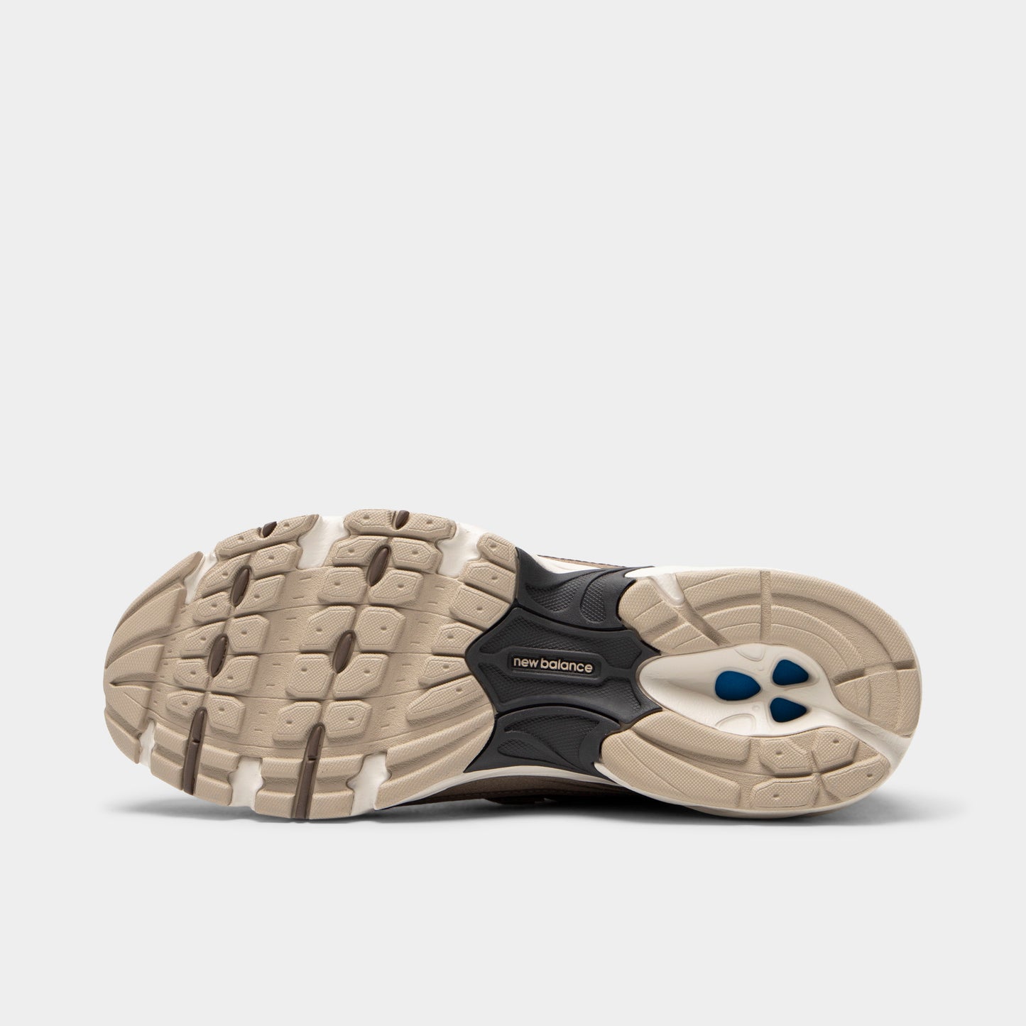 New Balance 740 Cortado / Thunder Brown