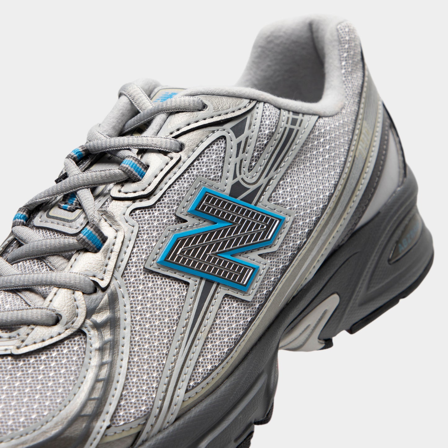 New Balance 740 Raincloud / Fan Blue