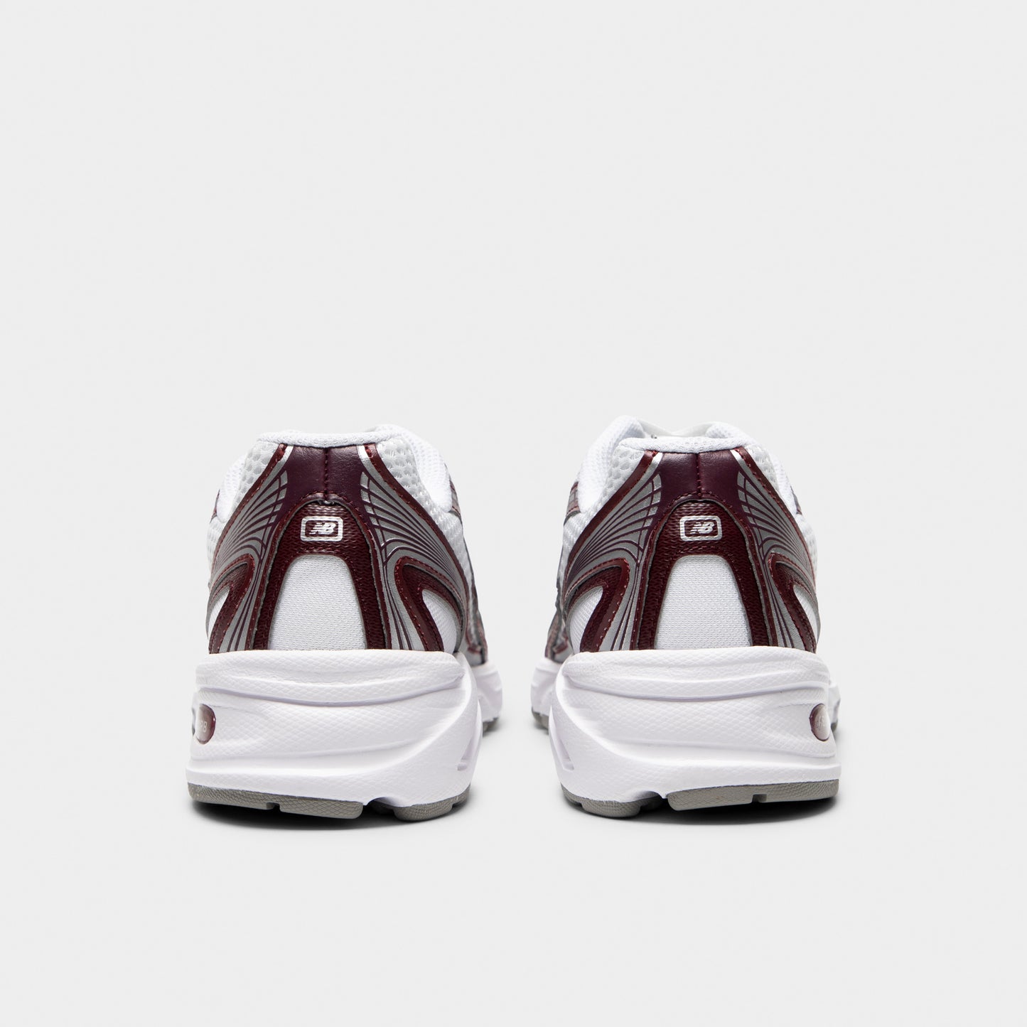 New Balance Women's 740 Burgundy / White