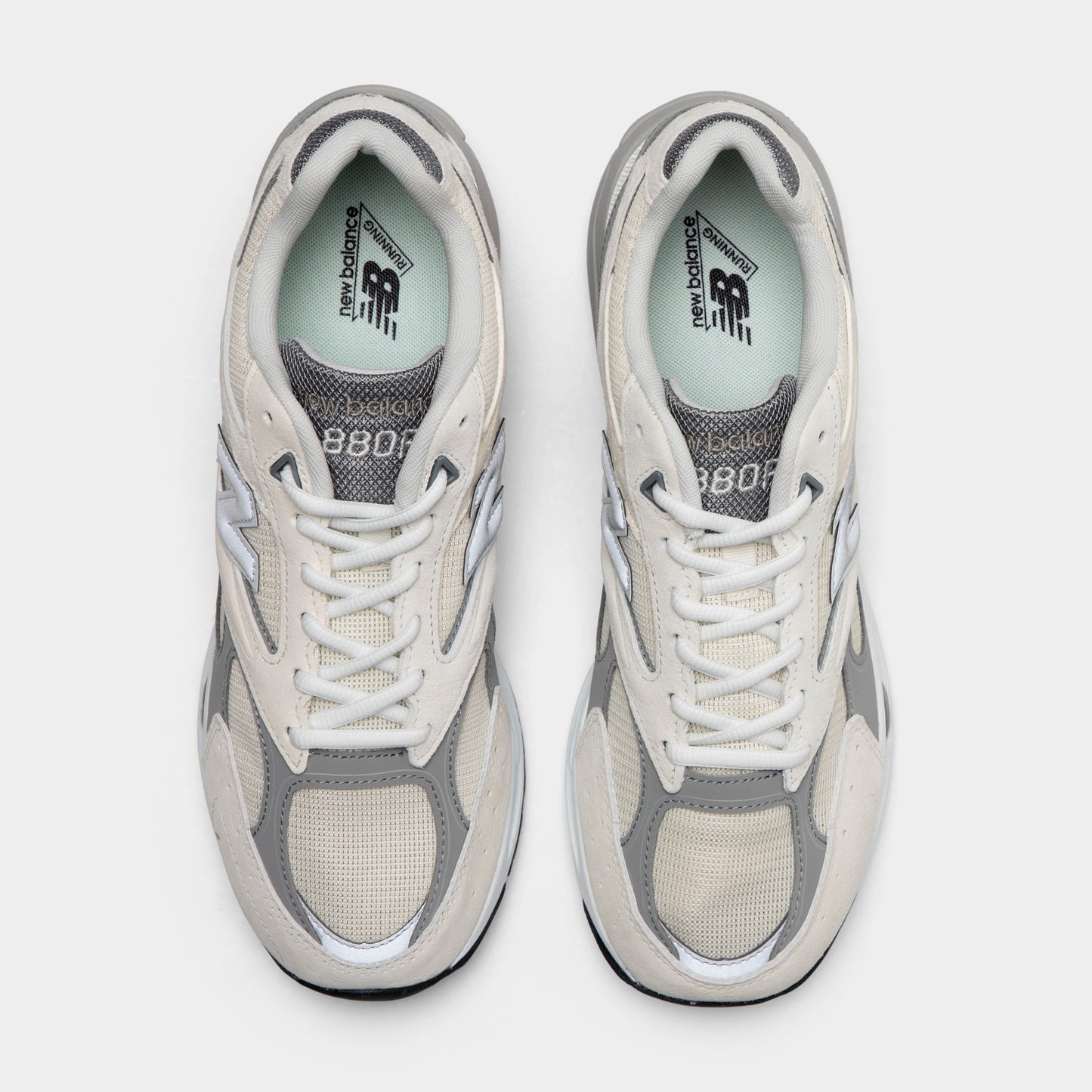 New Balance 880 Sea Salt / Slate Grey