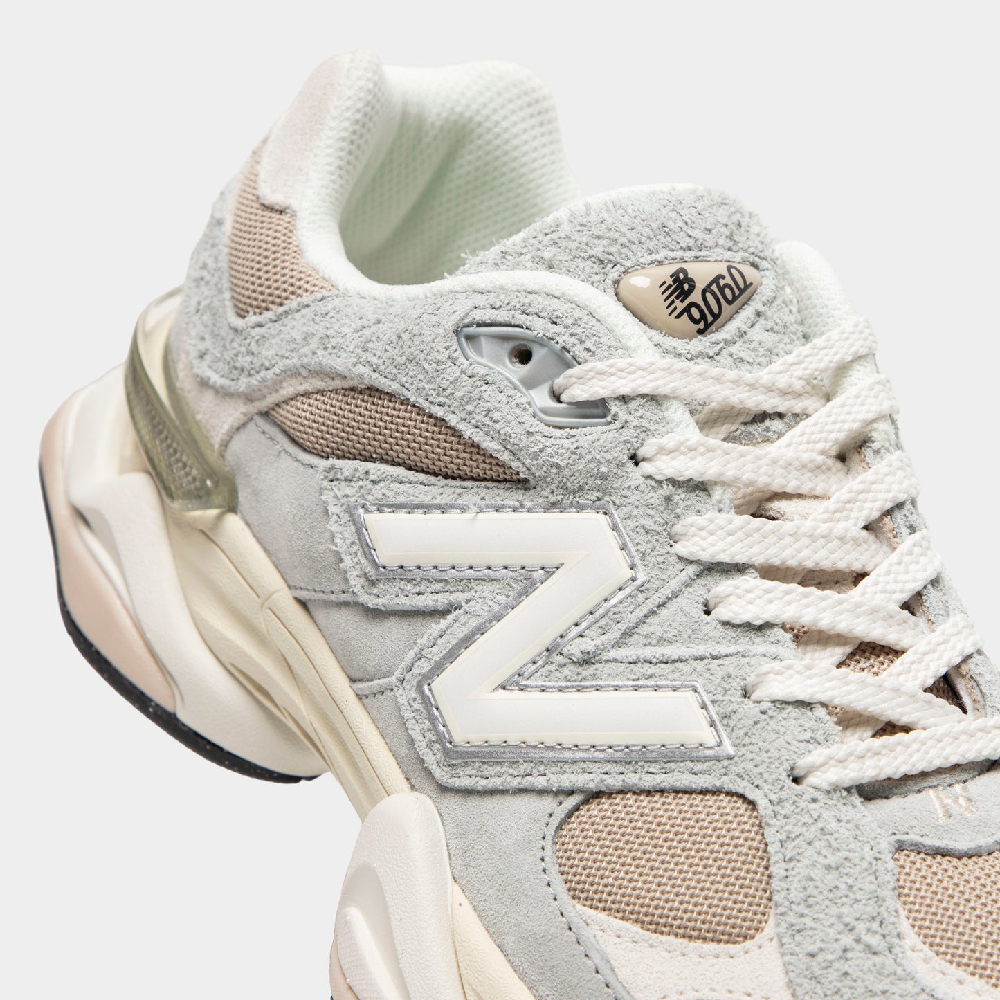 New Balance 9060 Grey / Stoneware